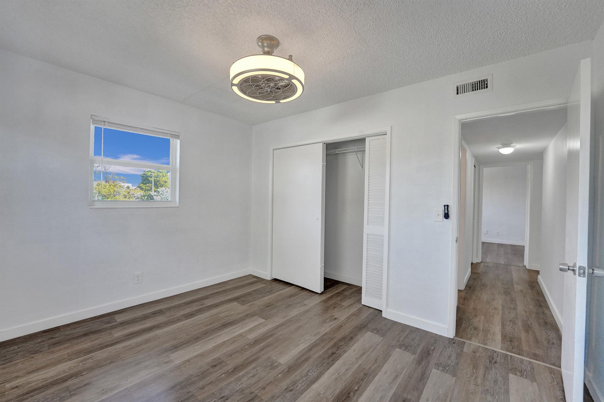 LANDINGS HARBORAGE CONDO - Residential Lease