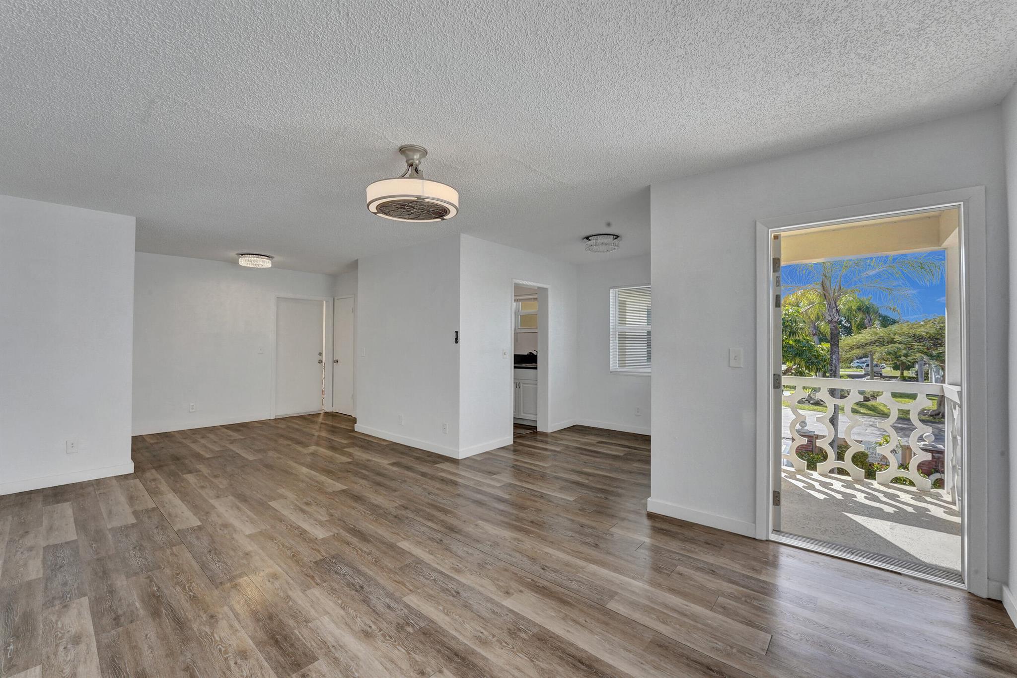 LANDINGS HARBORAGE CONDO - Residential Lease