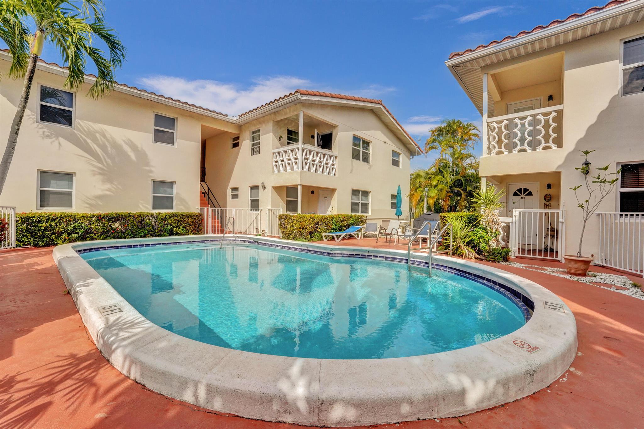 LANDINGS HARBORAGE CONDO - Residential Lease