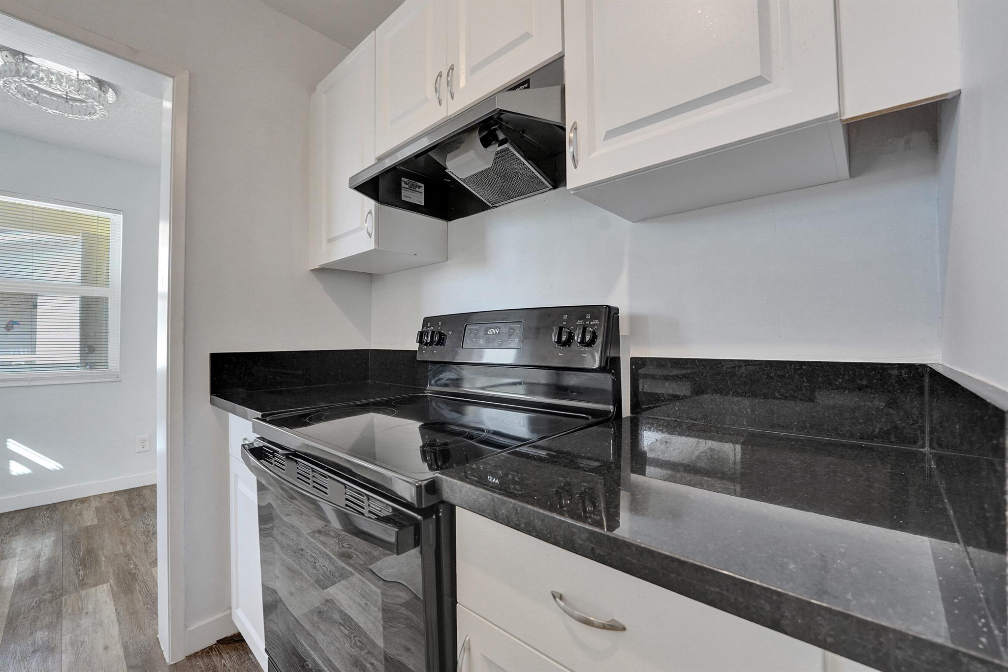 LANDINGS HARBORAGE CONDO - Residential Lease