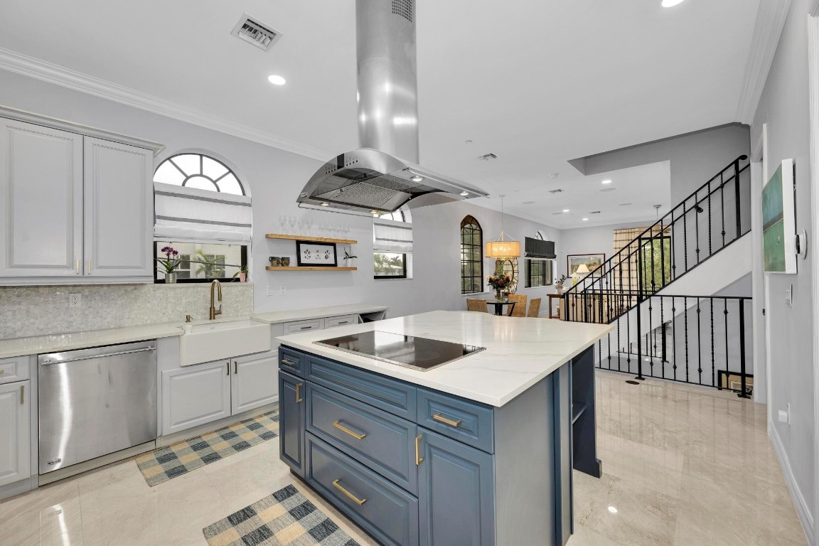 Santa Barbara Estates Res - Residential