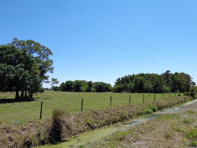 63000 Western Agricultura - Land