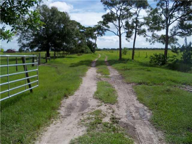 63000 Western Agricultura - Land