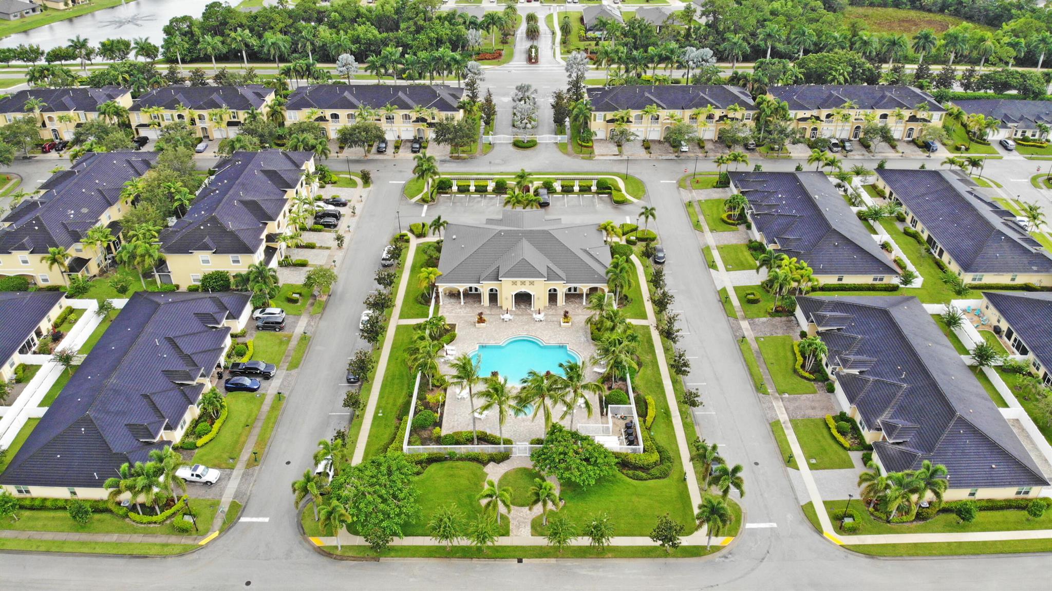 ST ANDREWS TOWNHOMES - Residential