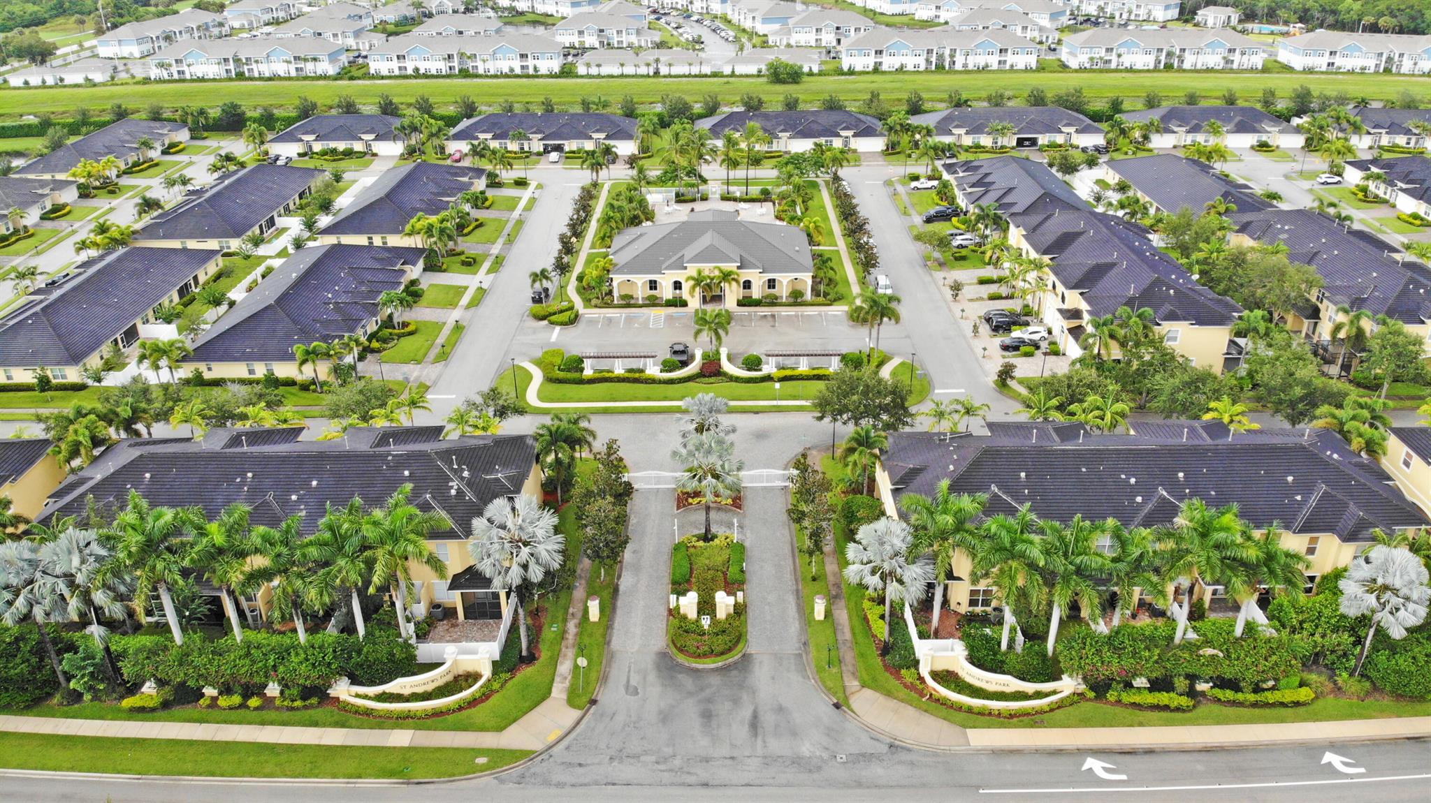 ST ANDREWS TOWNHOMES - Residential