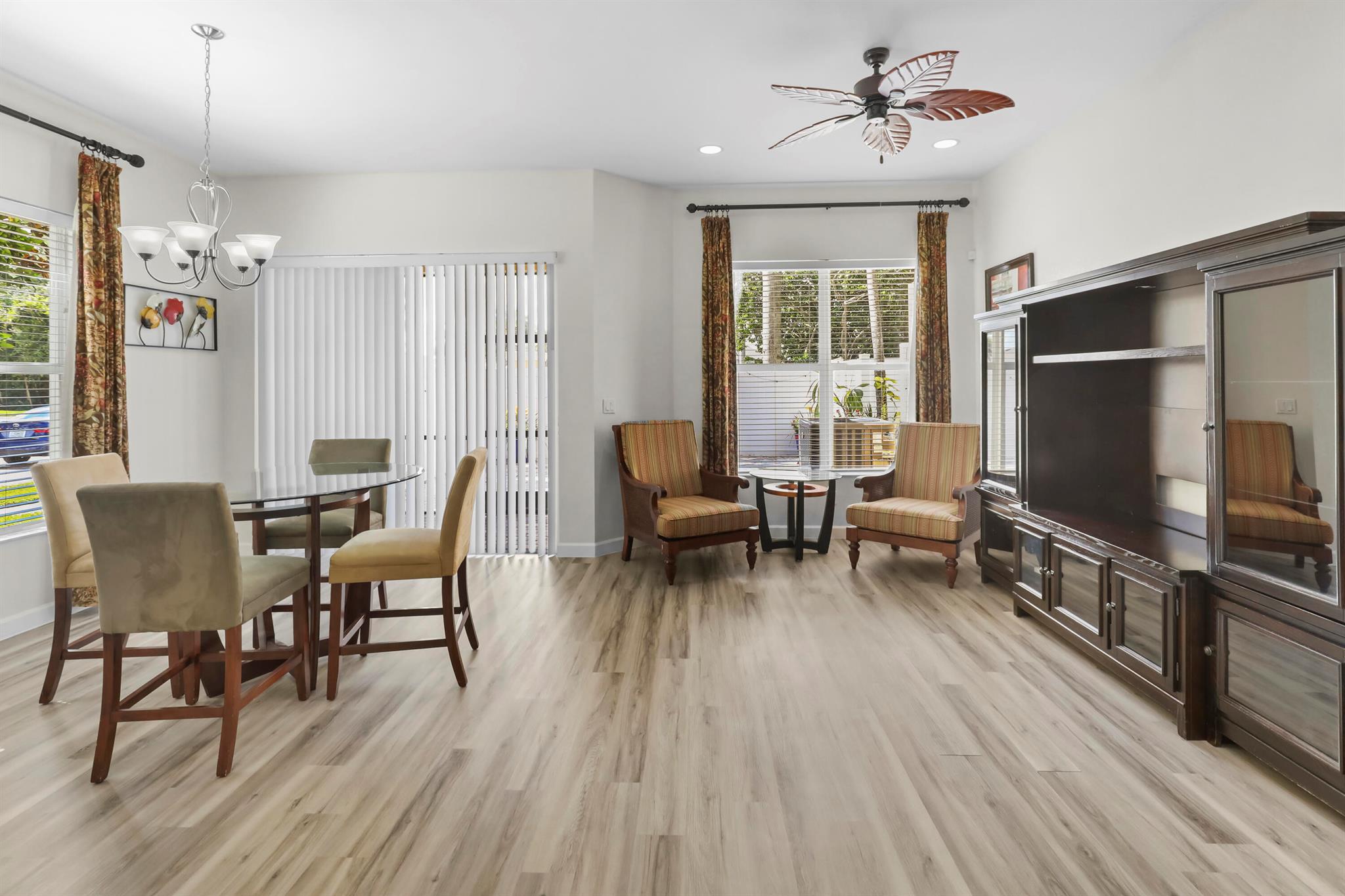 ST ANDREWS TOWNHOMES - Residential