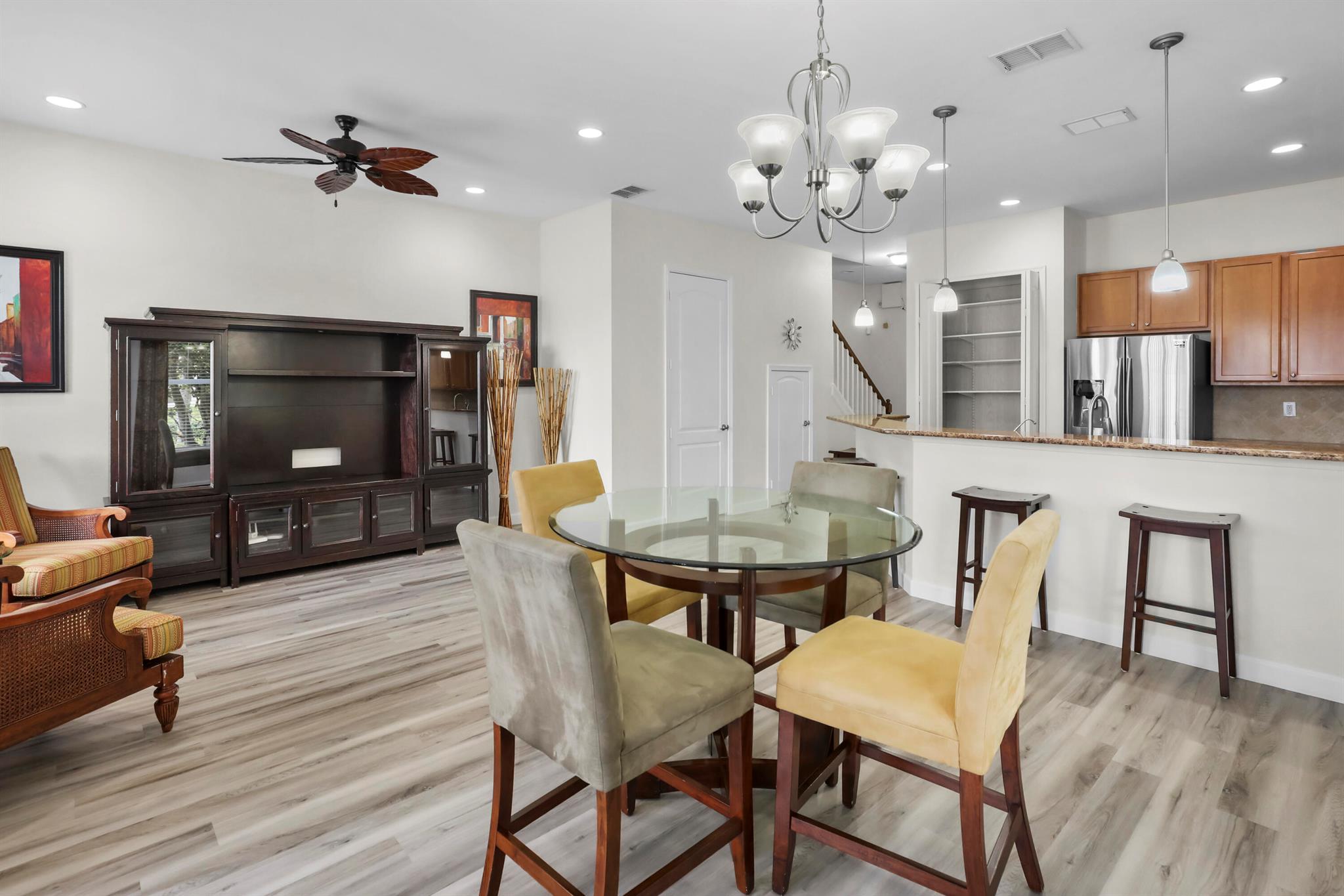 ST ANDREWS TOWNHOMES - Residential