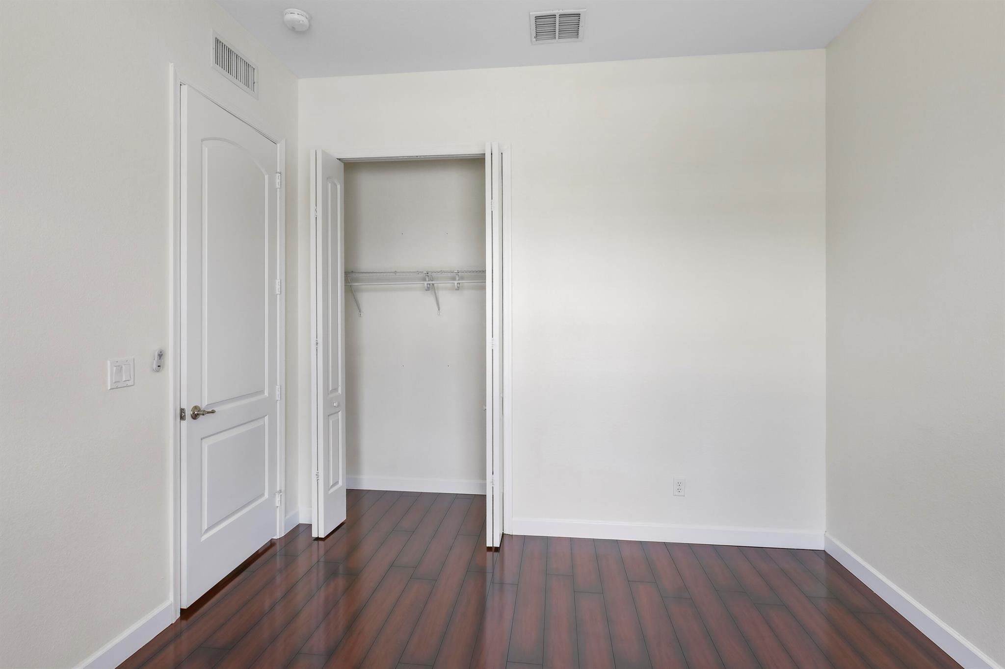 ST ANDREWS TOWNHOMES - Residential