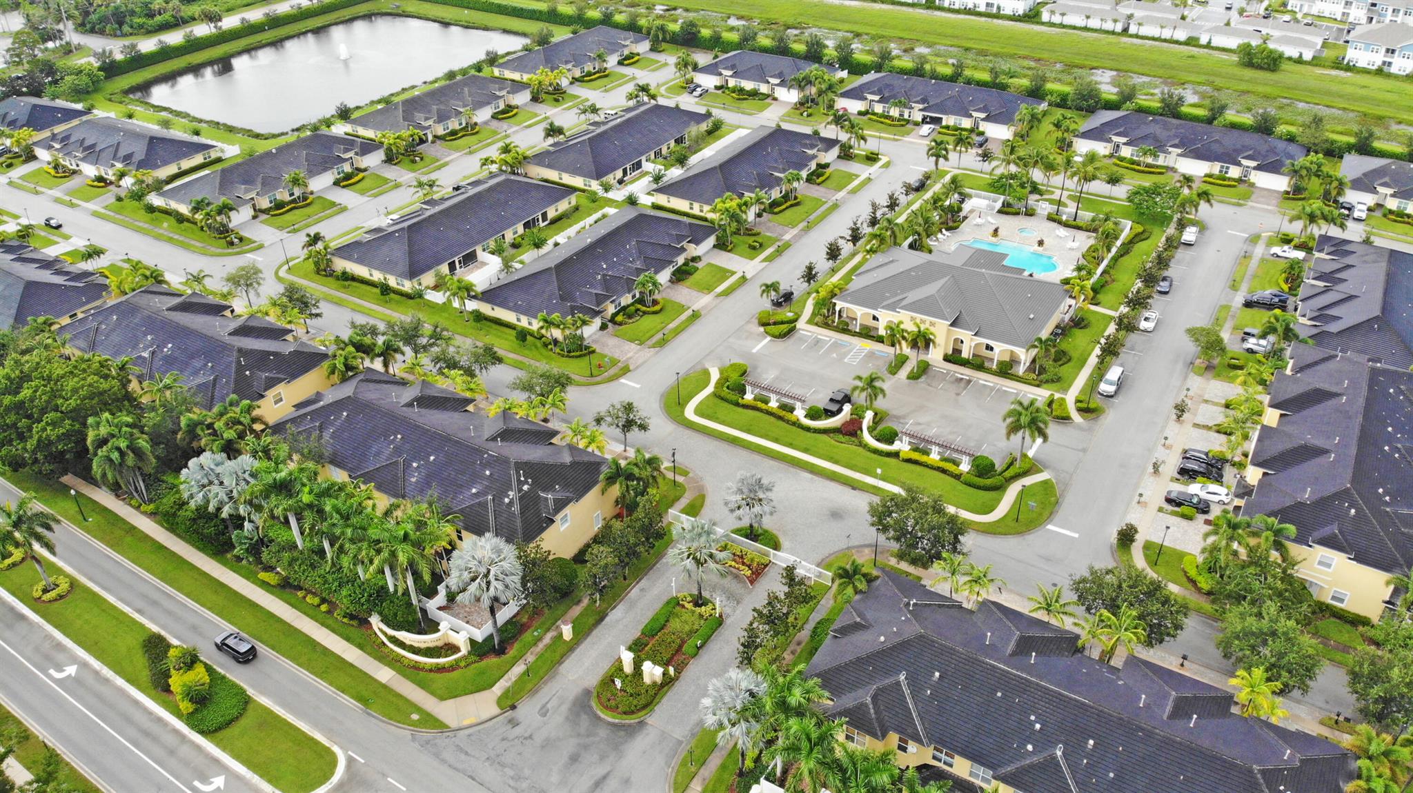 ST ANDREWS TOWNHOMES - Residential