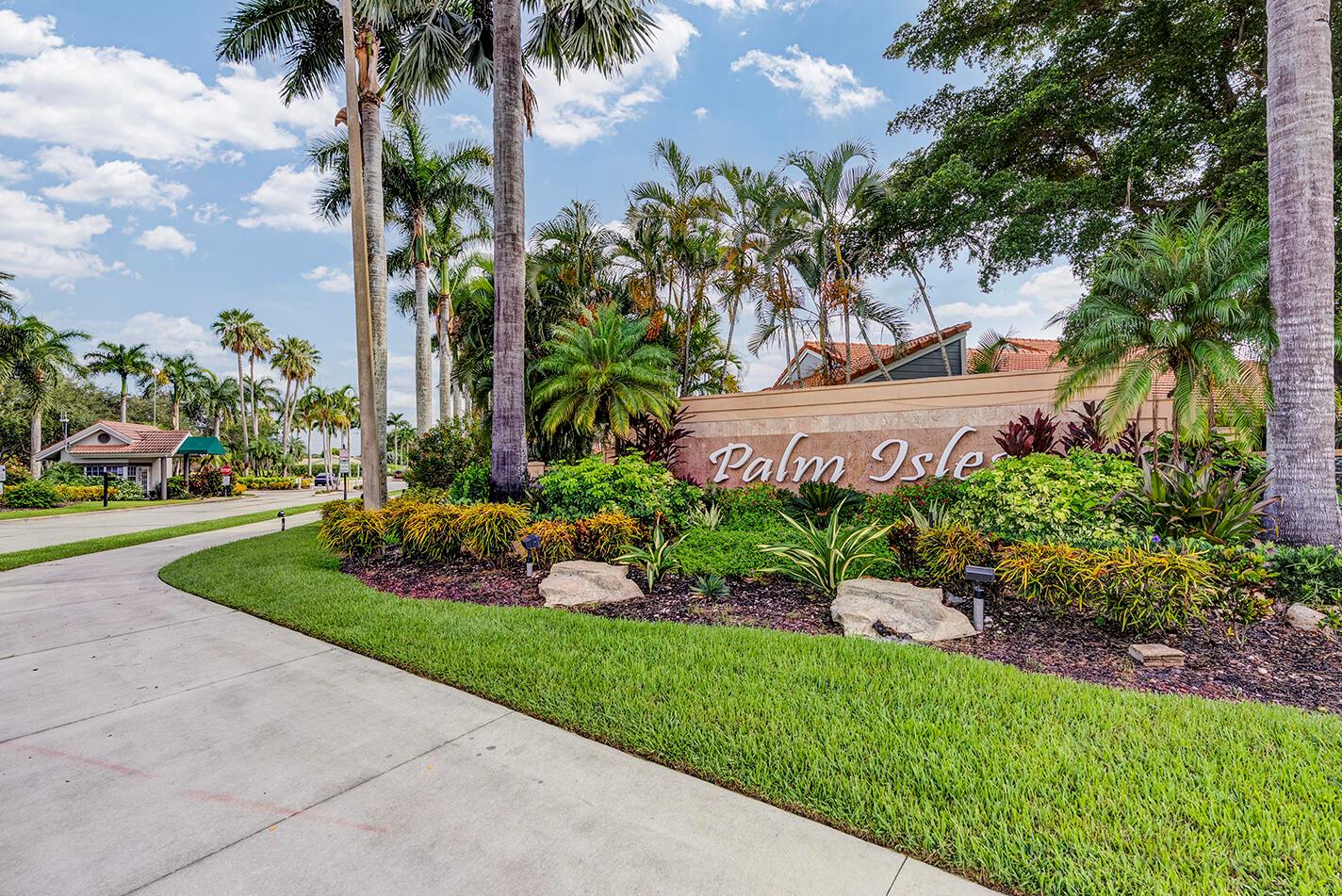 *Newer Roof**Private Lot**Gated Community*--Welcome to Palm Isles, a beautiful resort style community featuring a cafe, indoor and outdoor pools, card rooms, billiards, theater, onsite management, clubs, and much more!--This clean, light and bright TRUE 3 bedroom, 2 bathroom, and 2 car garage features:-Newer Roof 2022-New Exterior Paint-Updated Tile Flooring Throughout-Custom Window Treatments-Plantation Shutters-Tiled and Screened Lanai-Inside Laundry with Utility Sink-Extra Custom Closets-Large walk-in Primary Bedroom Closet-Ceiling Fans in all Bedrooms-Accordion Hurricane Shutters-Can be sold with or without Furniture--HOA Fee Includes:-Cable & Internet-Alarm System-Lawn Care & Irrigation System-Clubhouse & Cafe-24 Hour Manned Gate