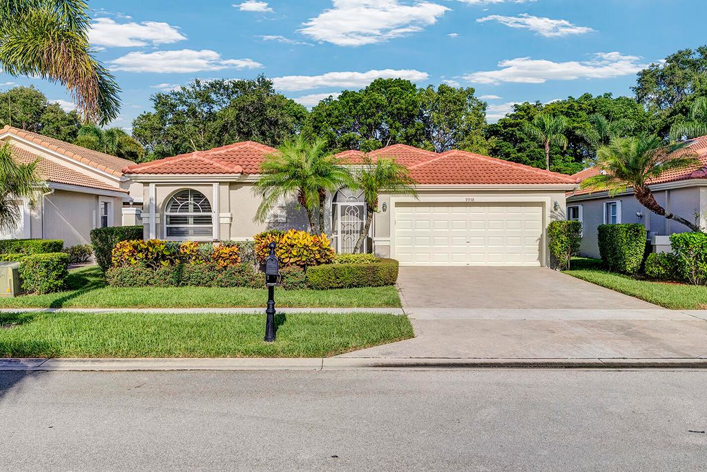 Photo of 9938 Harbour Lake Circle, Boynton Beach, FL 33437 (MLS # R11114501)
