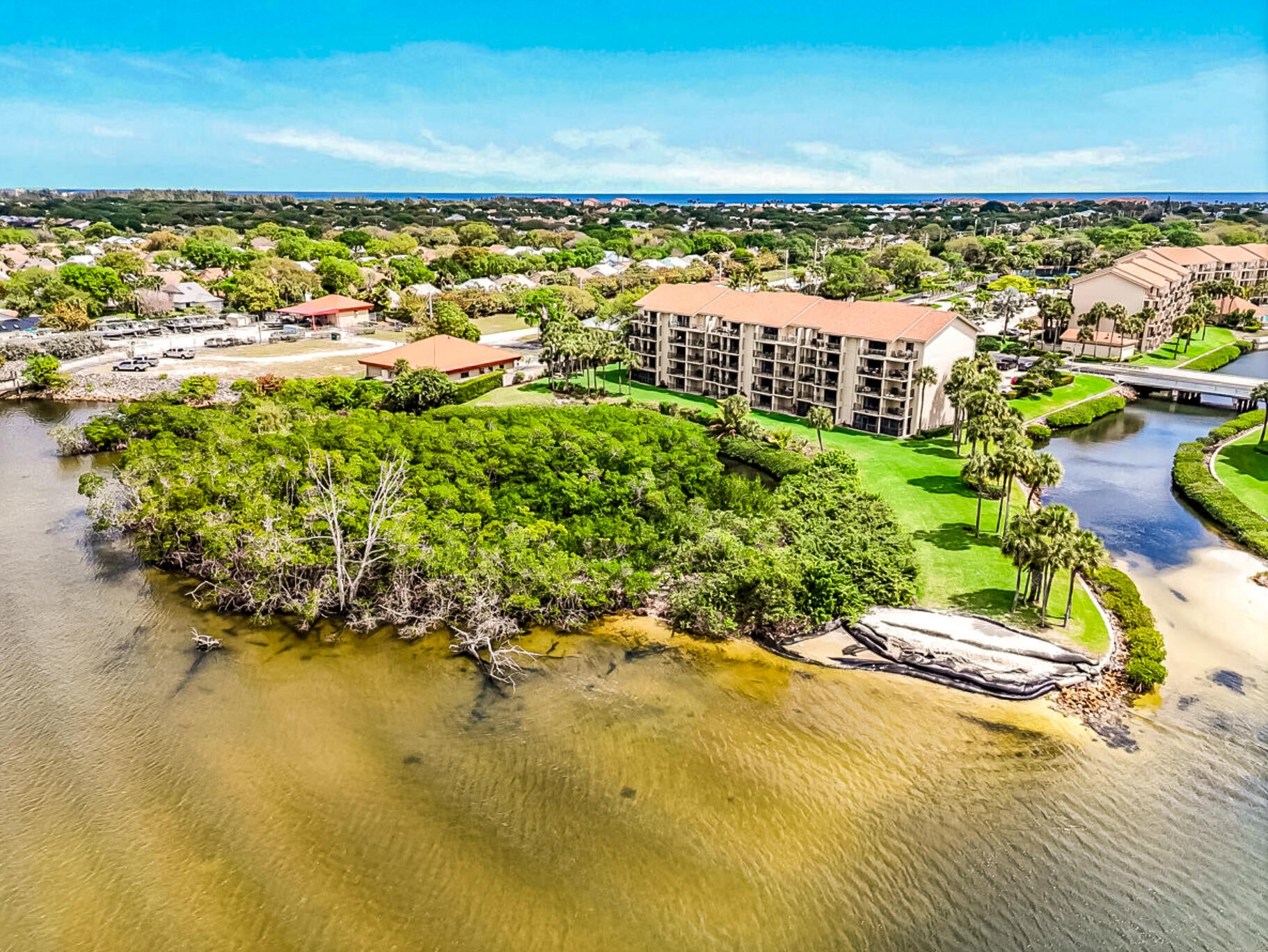 1701 MARINA ISLE Way 103