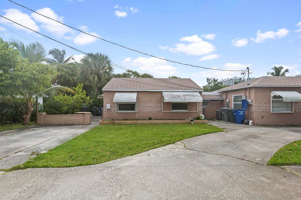 Photo of 507 3rd Street #A, Lake Park, FL 33403 (MLS # R11019958)