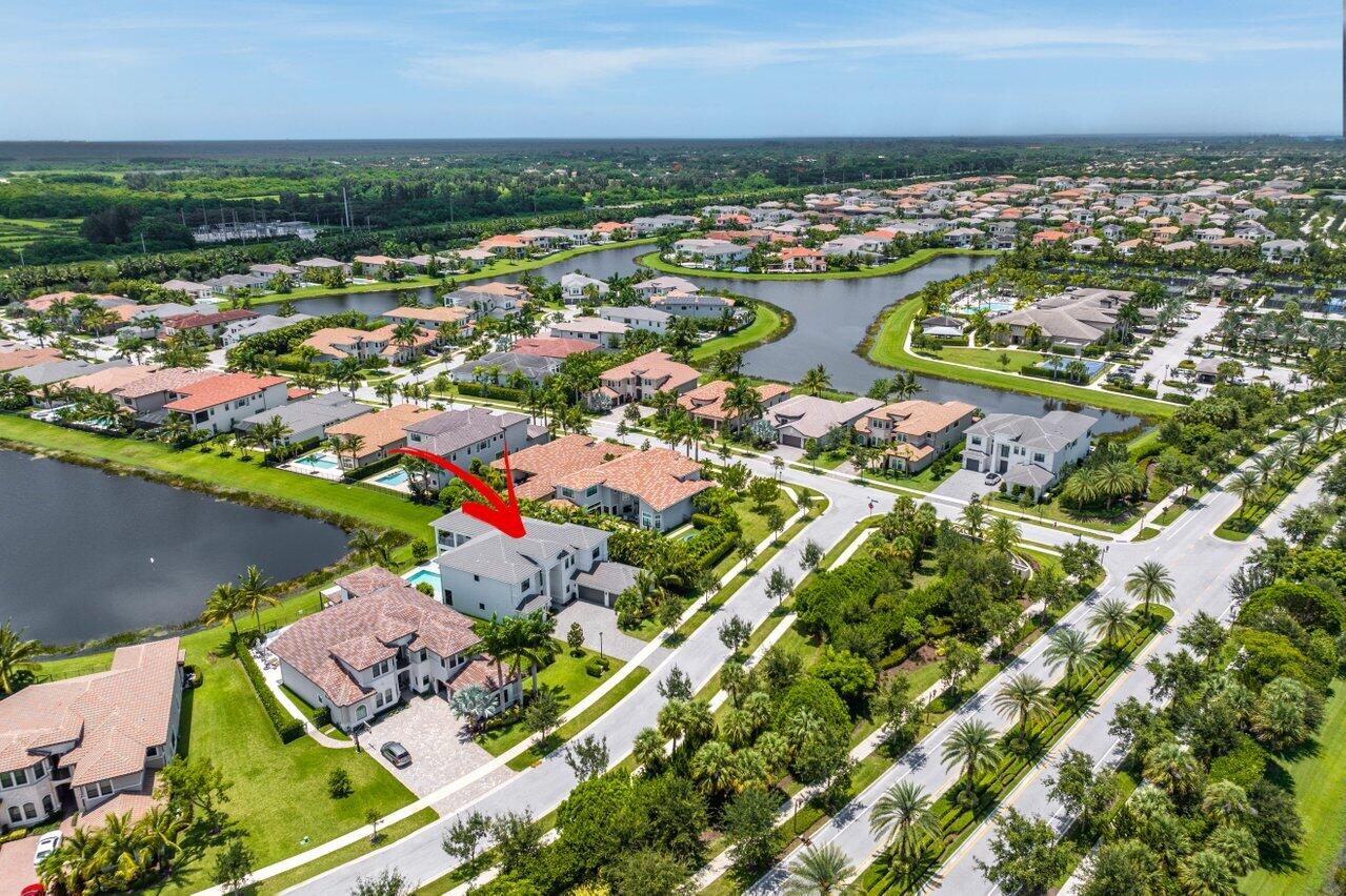 SEVEN BRIDGES - Residential