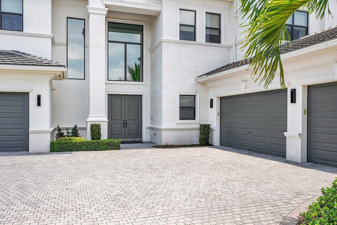 SEVEN BRIDGES - Residential