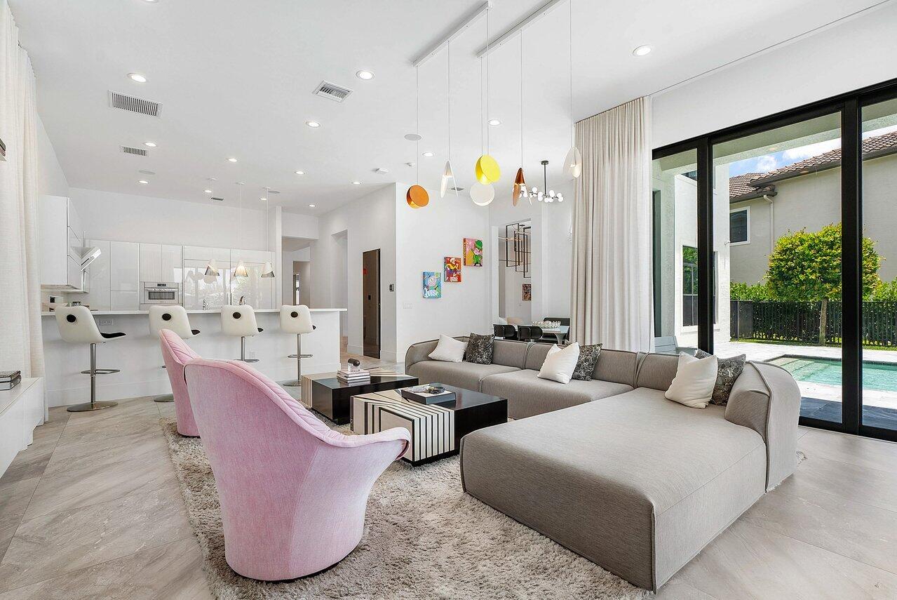 SEVEN BRIDGES - Residential