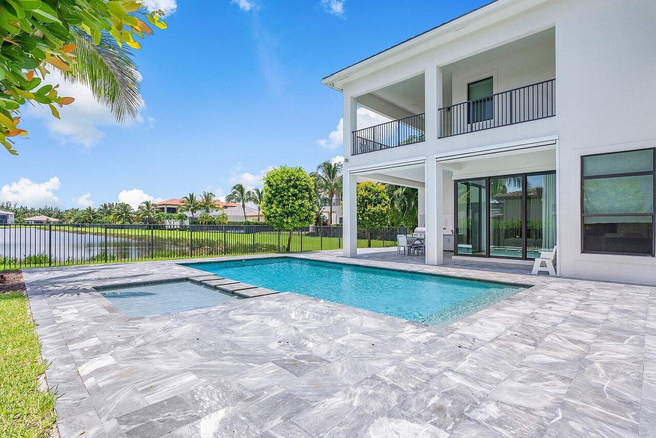 SEVEN BRIDGES - Residential