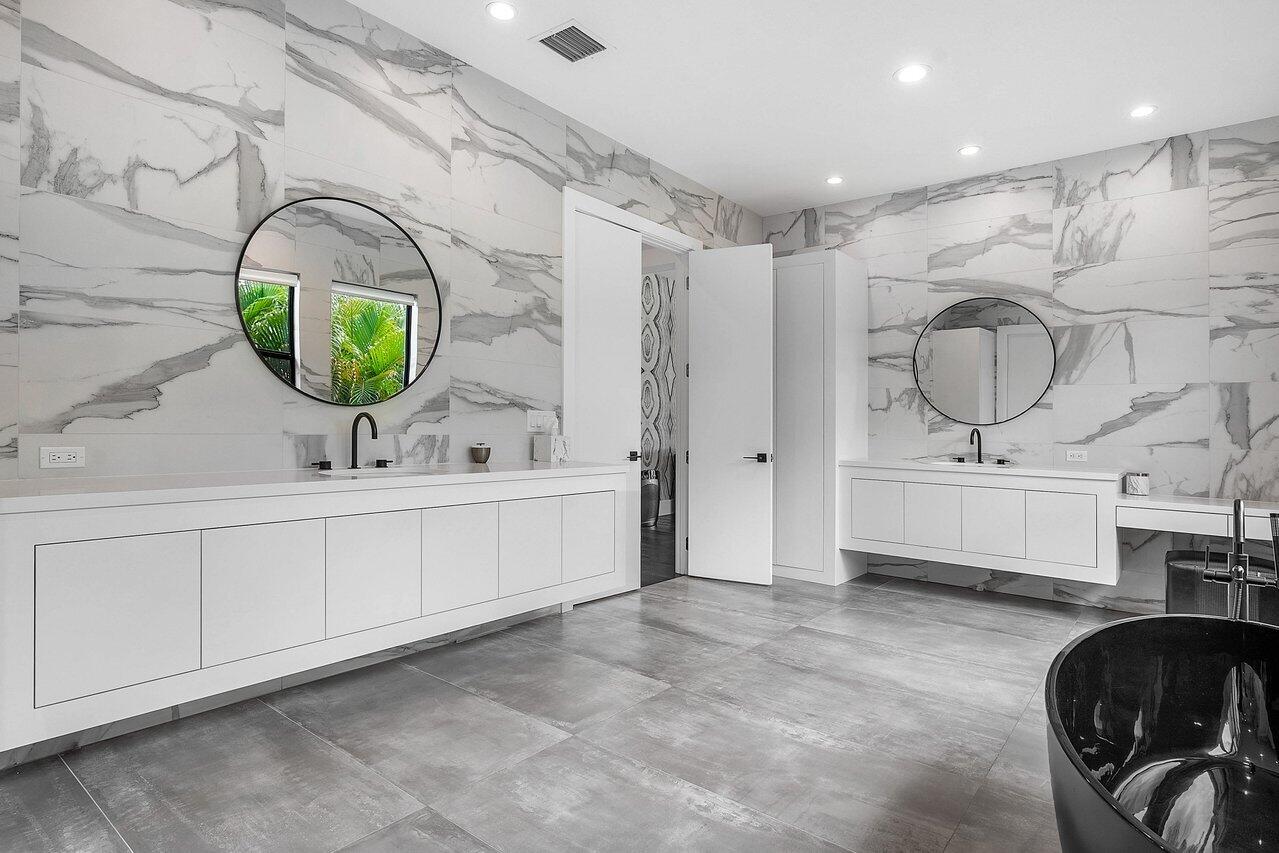 SEVEN BRIDGES - Residential