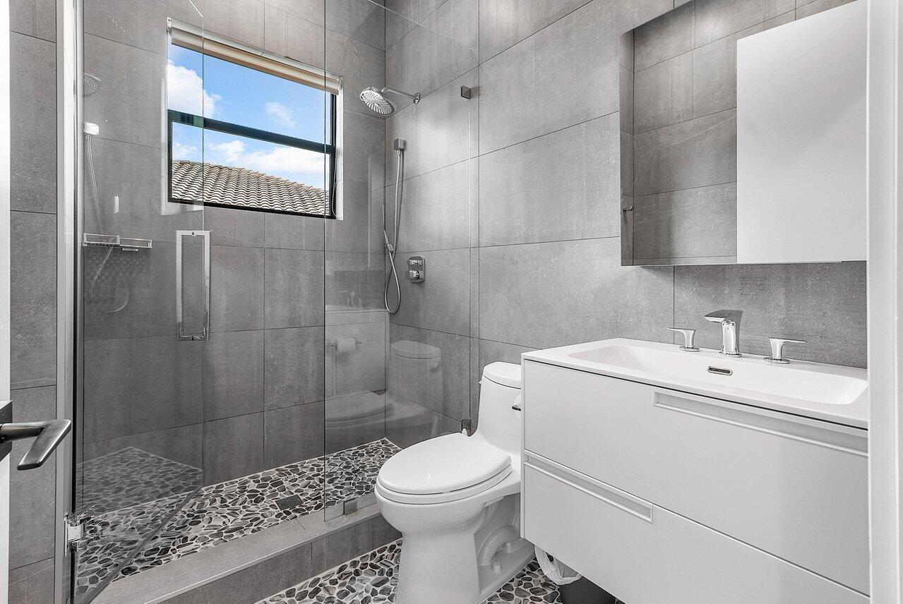 SEVEN BRIDGES - Residential