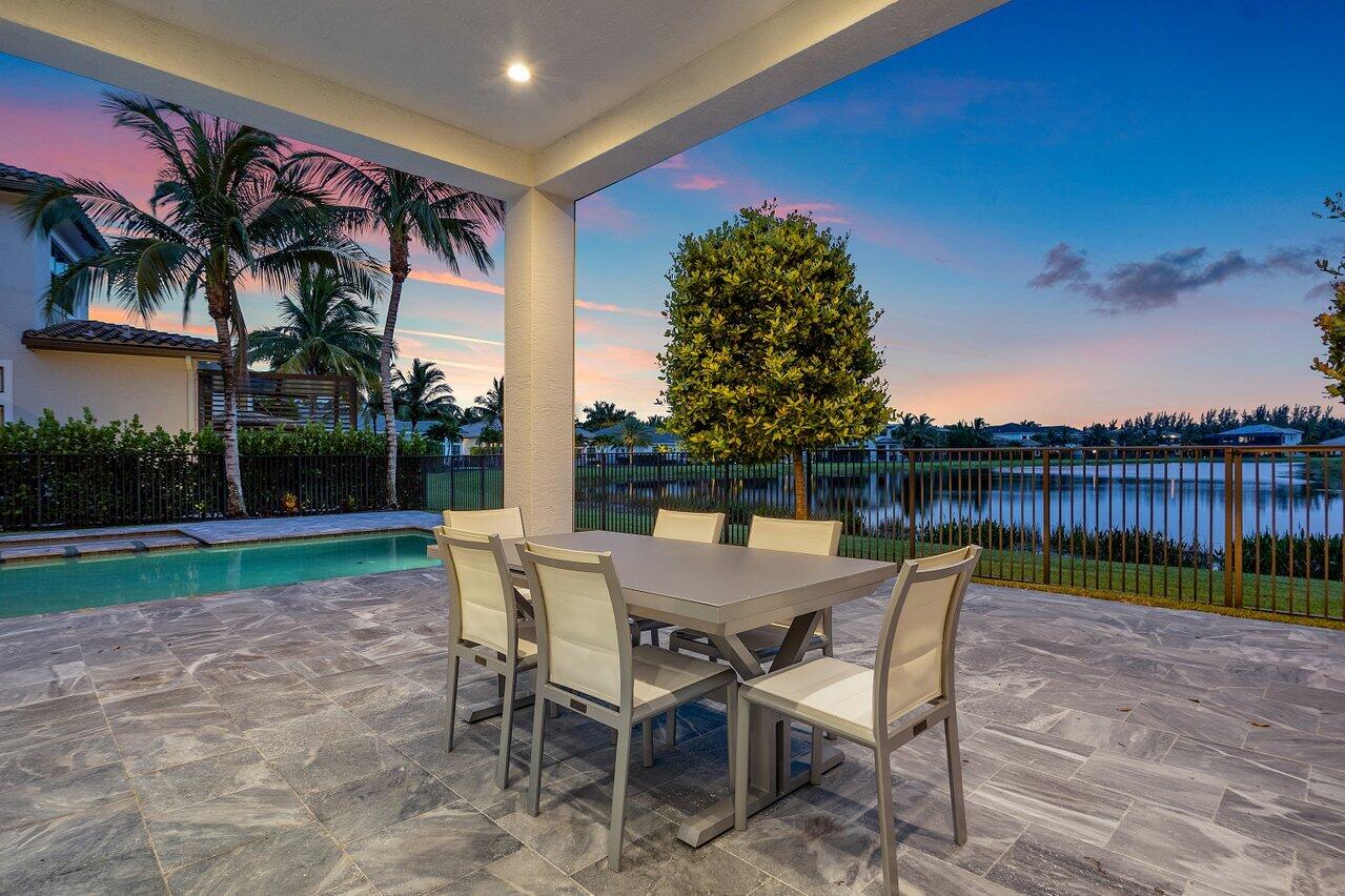 SEVEN BRIDGES - Residential