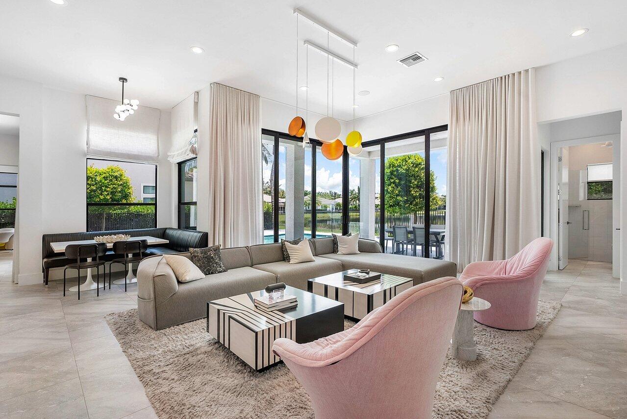 SEVEN BRIDGES - Residential