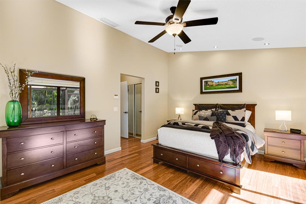 TOWNHOMES OF GLEN GARY - Residential