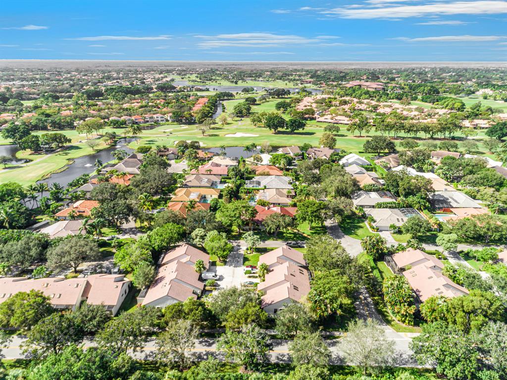 TOWNHOMES OF GLEN GARY - Residential