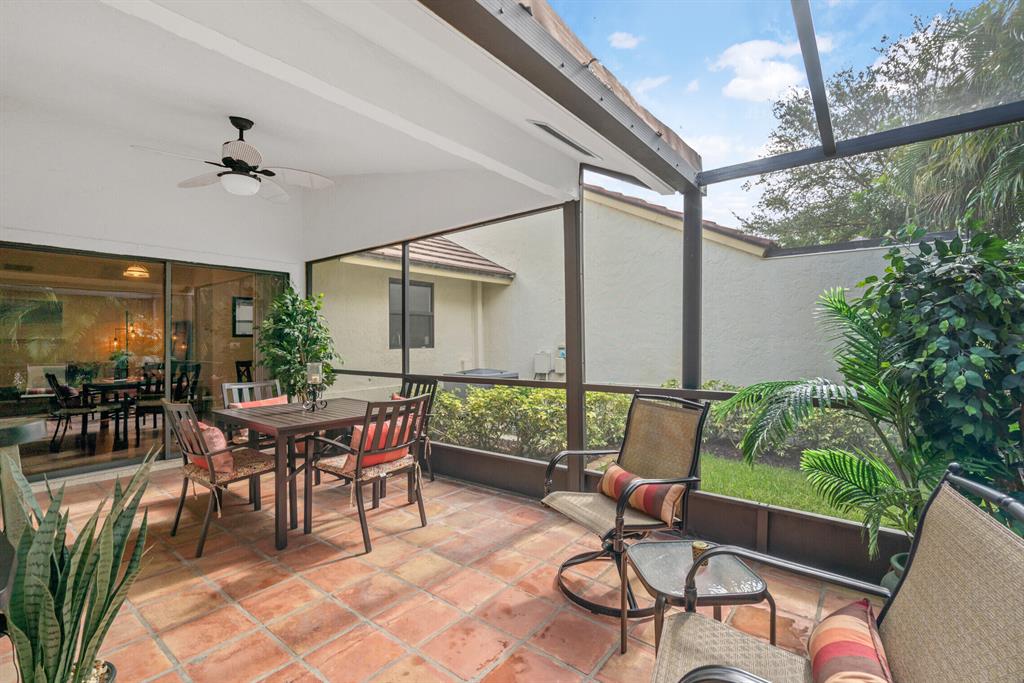 TOWNHOMES OF GLEN GARY - Residential