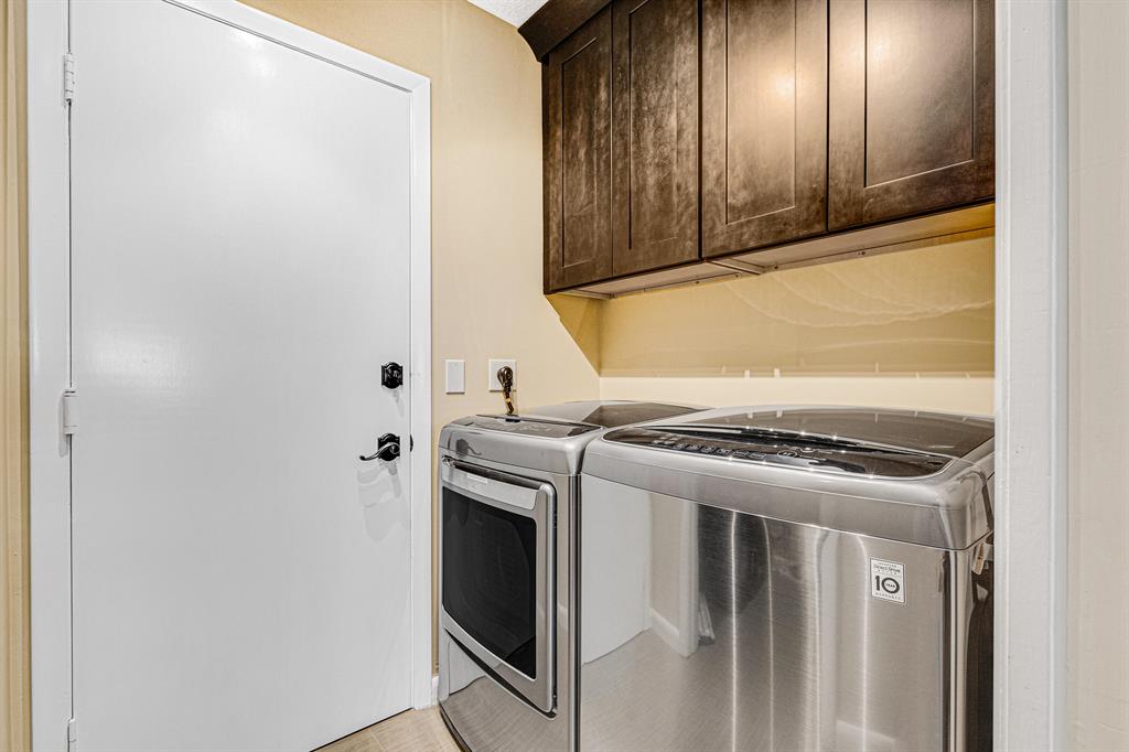 TOWNHOMES OF GLEN GARY - Residential