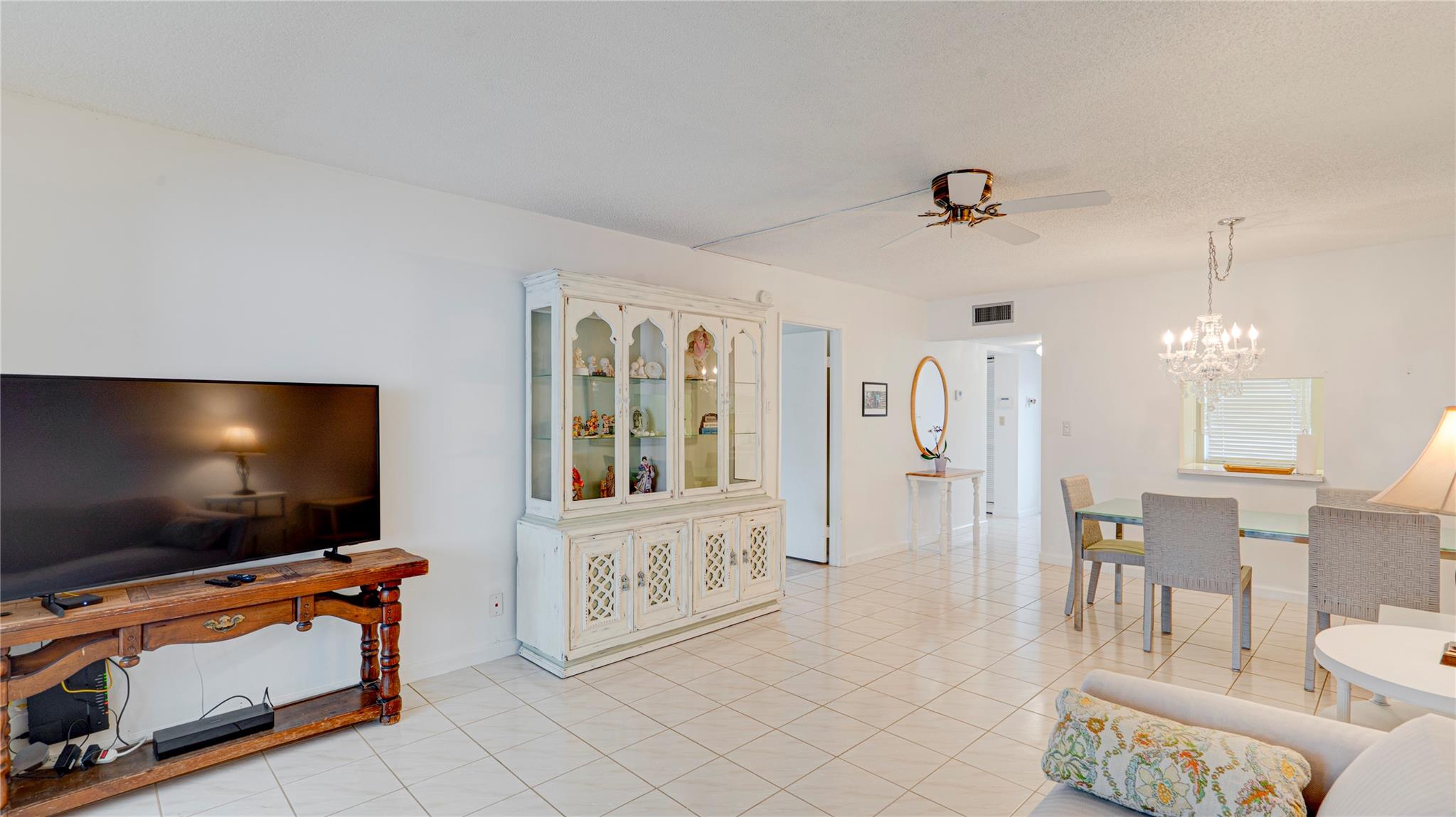 Oriole Golf & Tennis Club - Residential