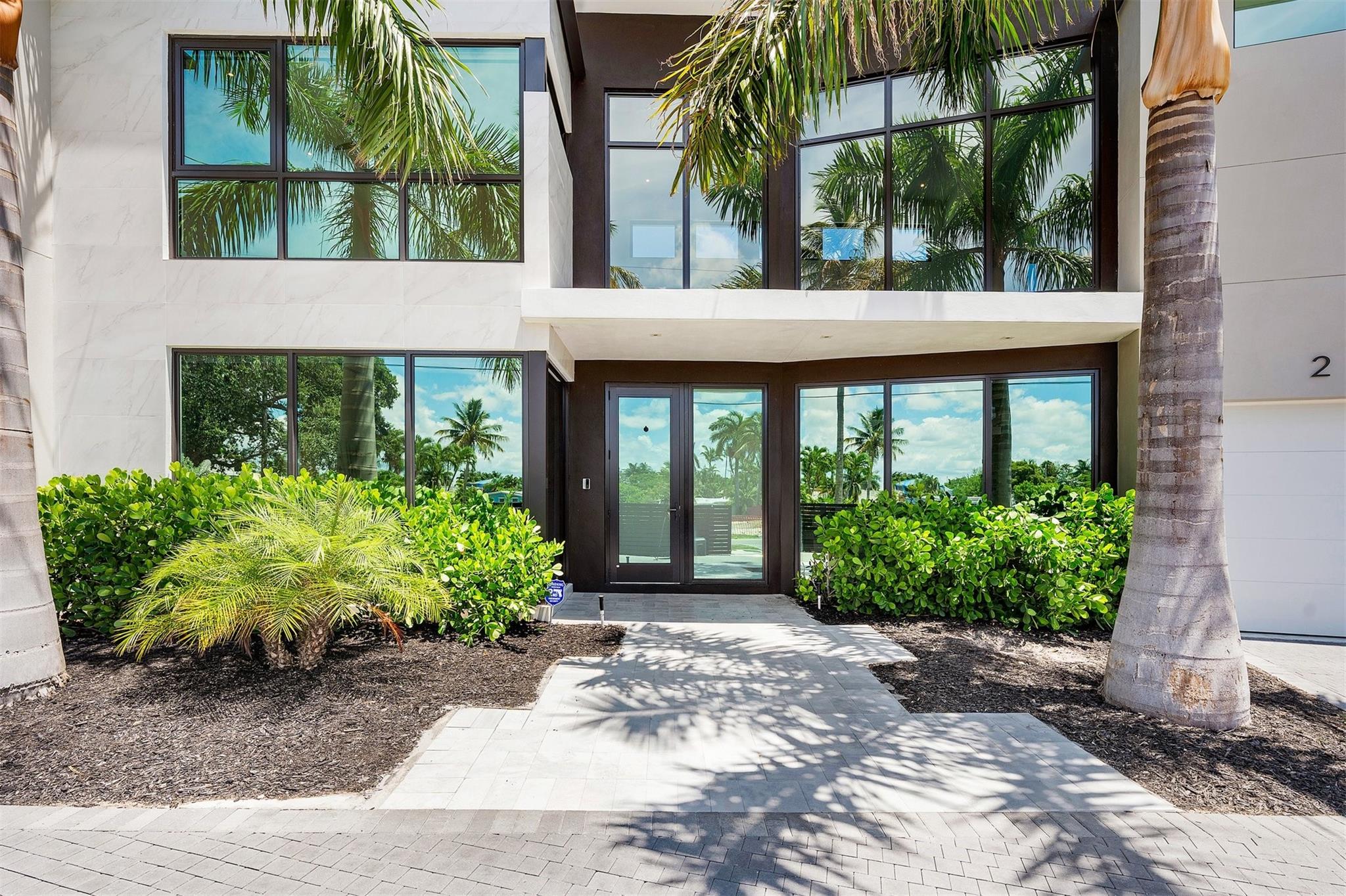 2500 Middle River Drive
