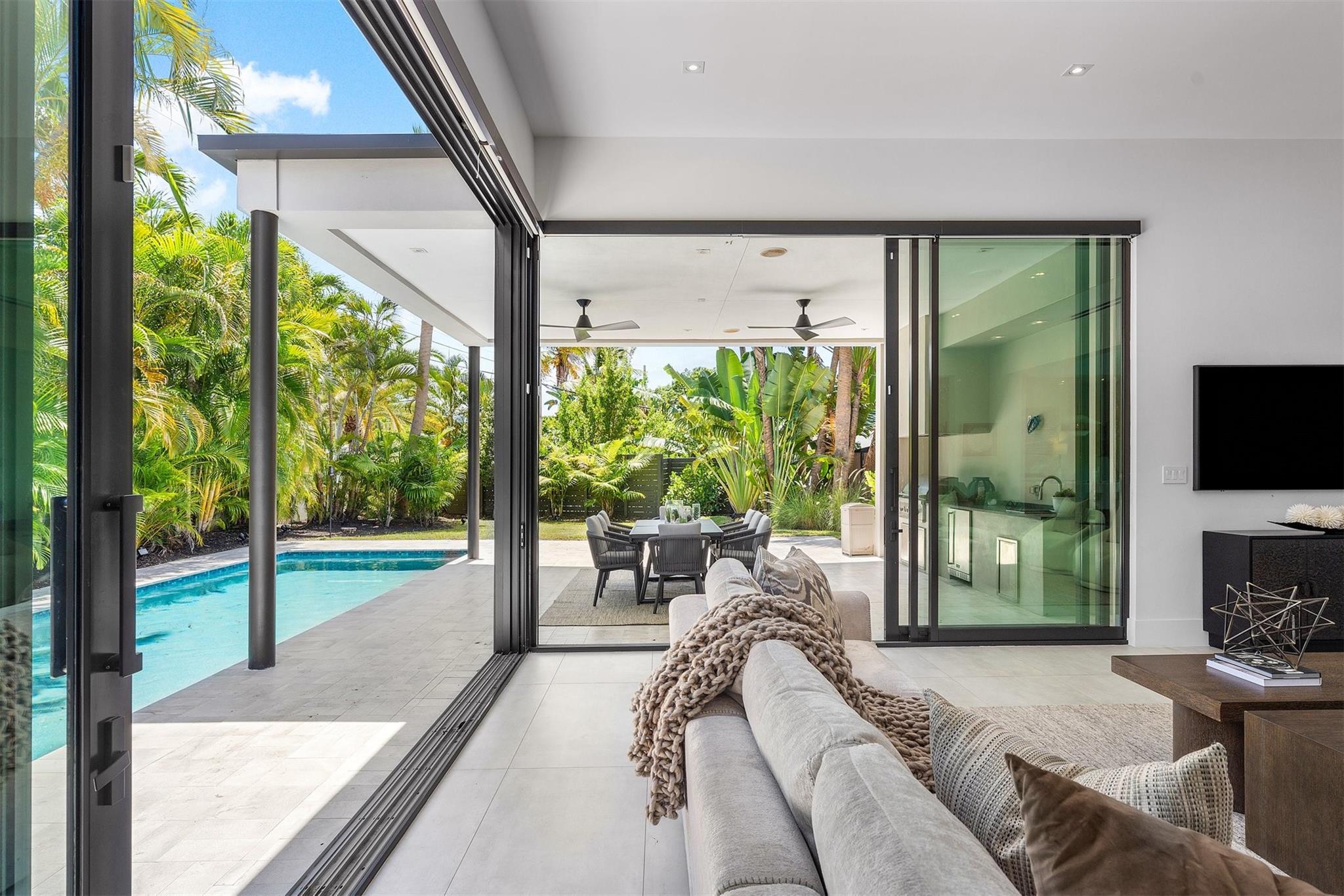 CORAL RIDGE - Residential