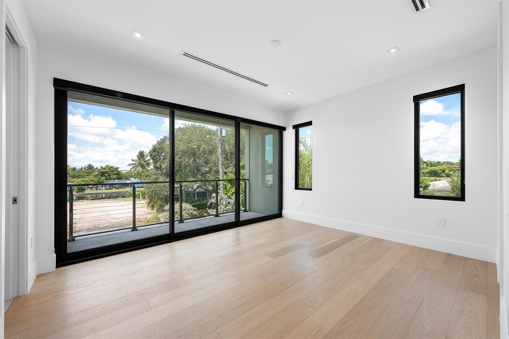 CORAL RIDGE - Residential