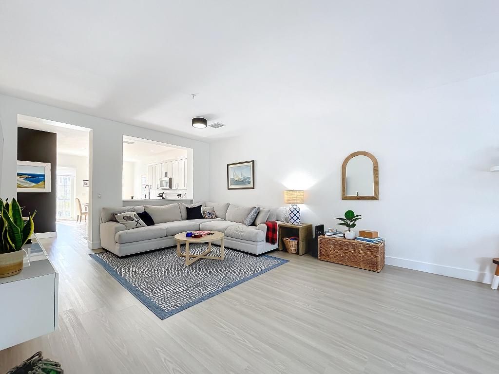 Photo of 425 Greenwich Circle #205, Jupiter, FL 33458 (MLS # R10994046)