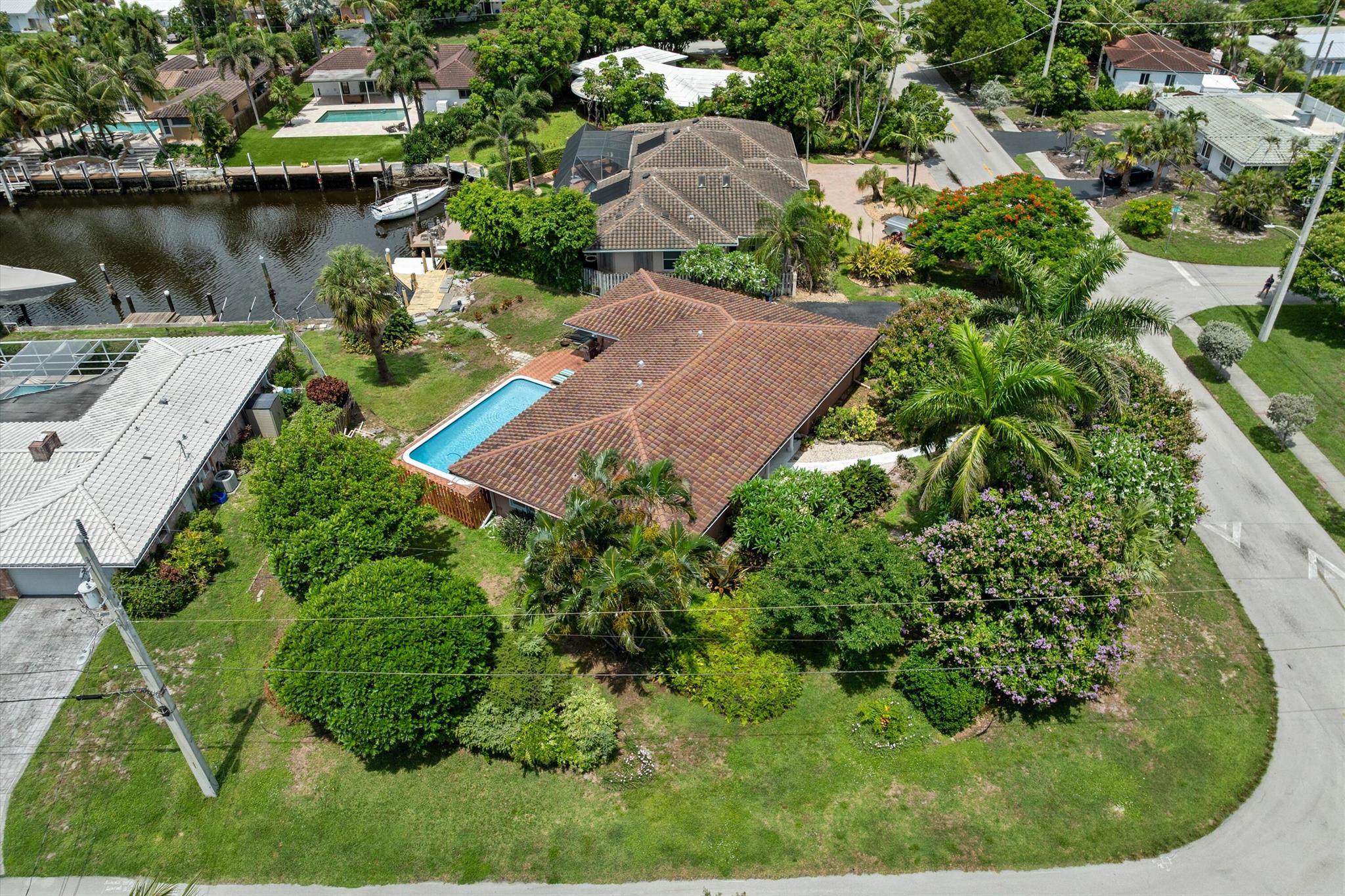 COVE 5TH SEC - Residential