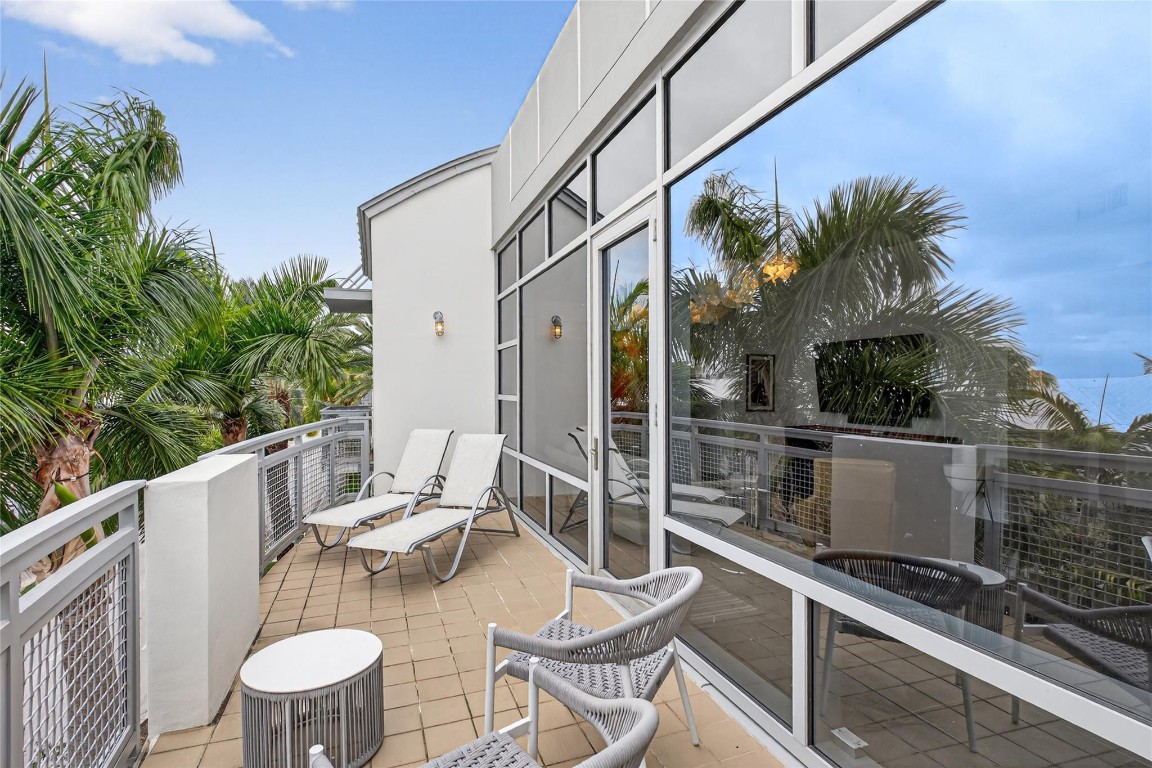 MERIDIAN DELRAY CONDO - Residential
