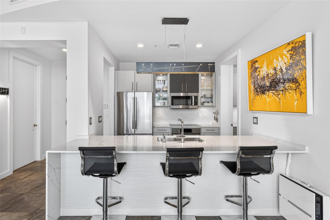 MERIDIAN DELRAY CONDO - Residential