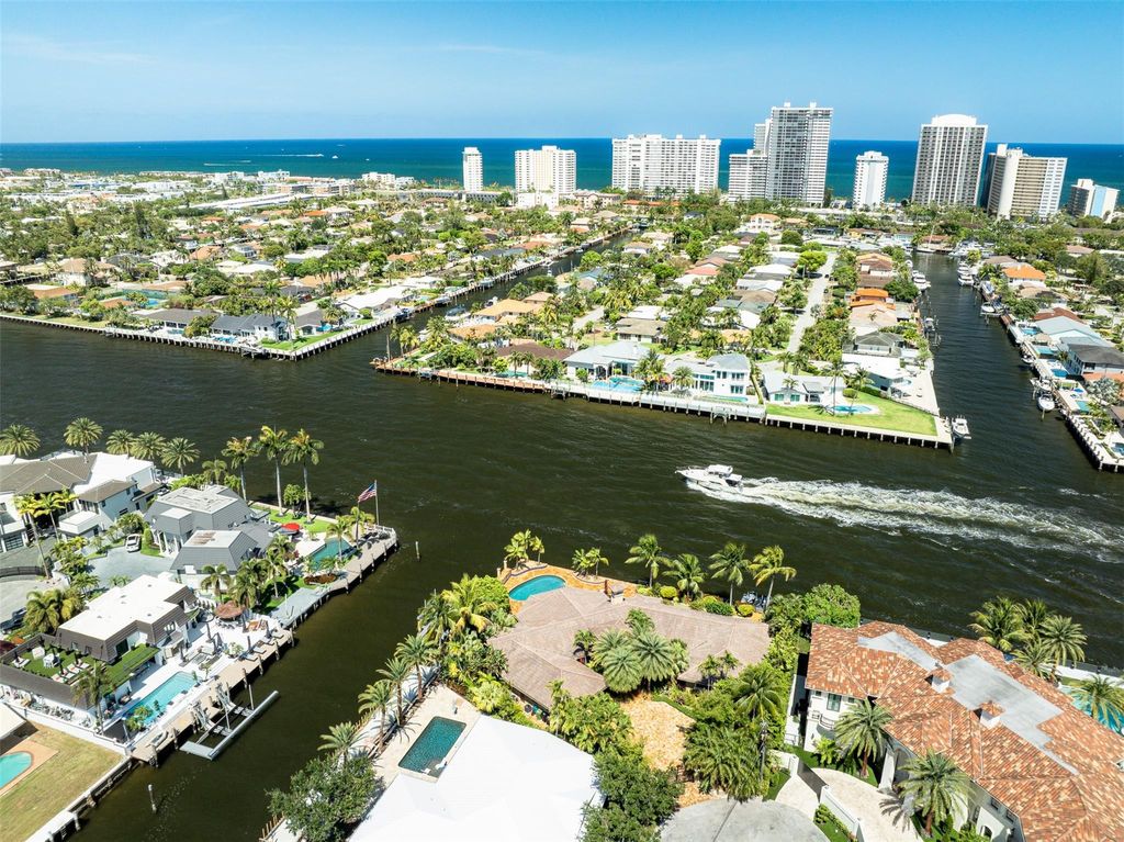 Photo of 3091 NE 41st Street, Fort Lauderdale, FL 33308 (MLS # F10506269)