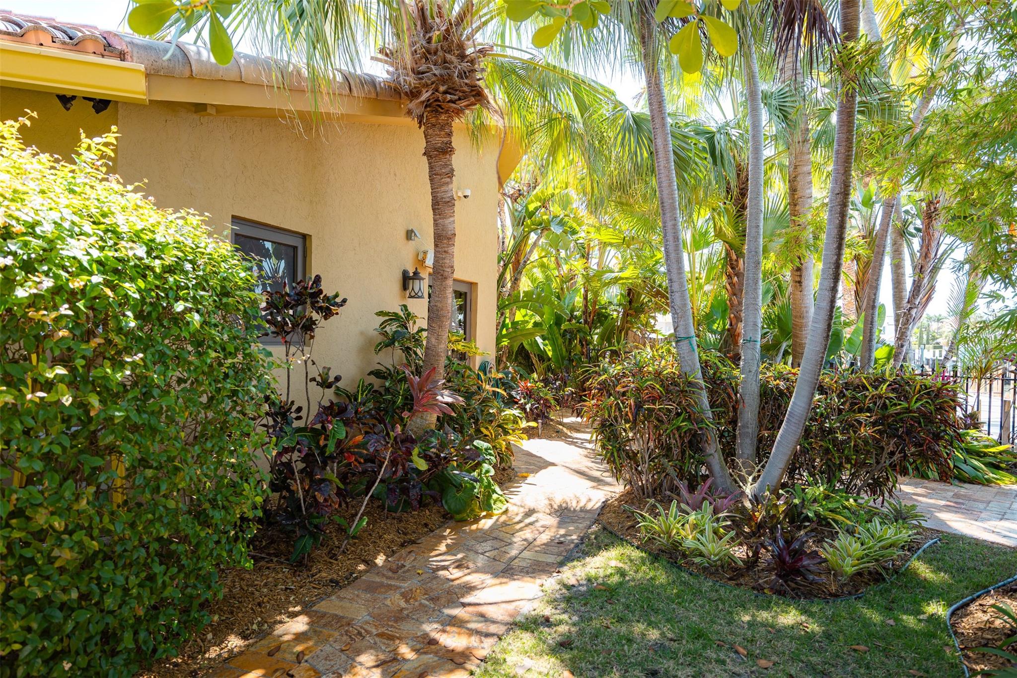 Coral Ridge Country Club - Residential