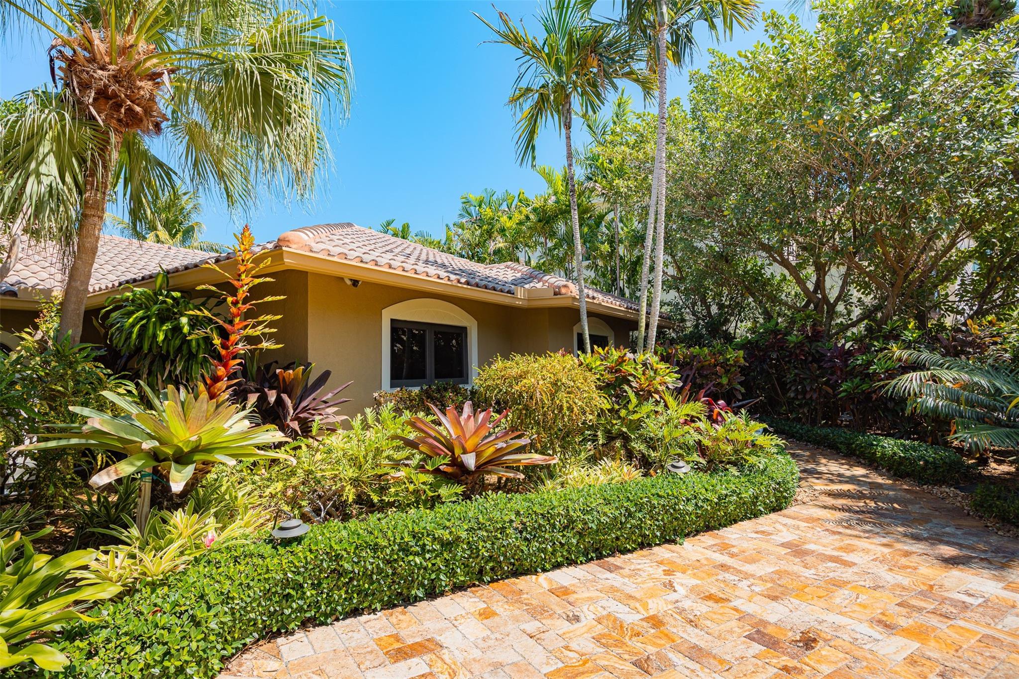 Coral Ridge Country Club - Residential