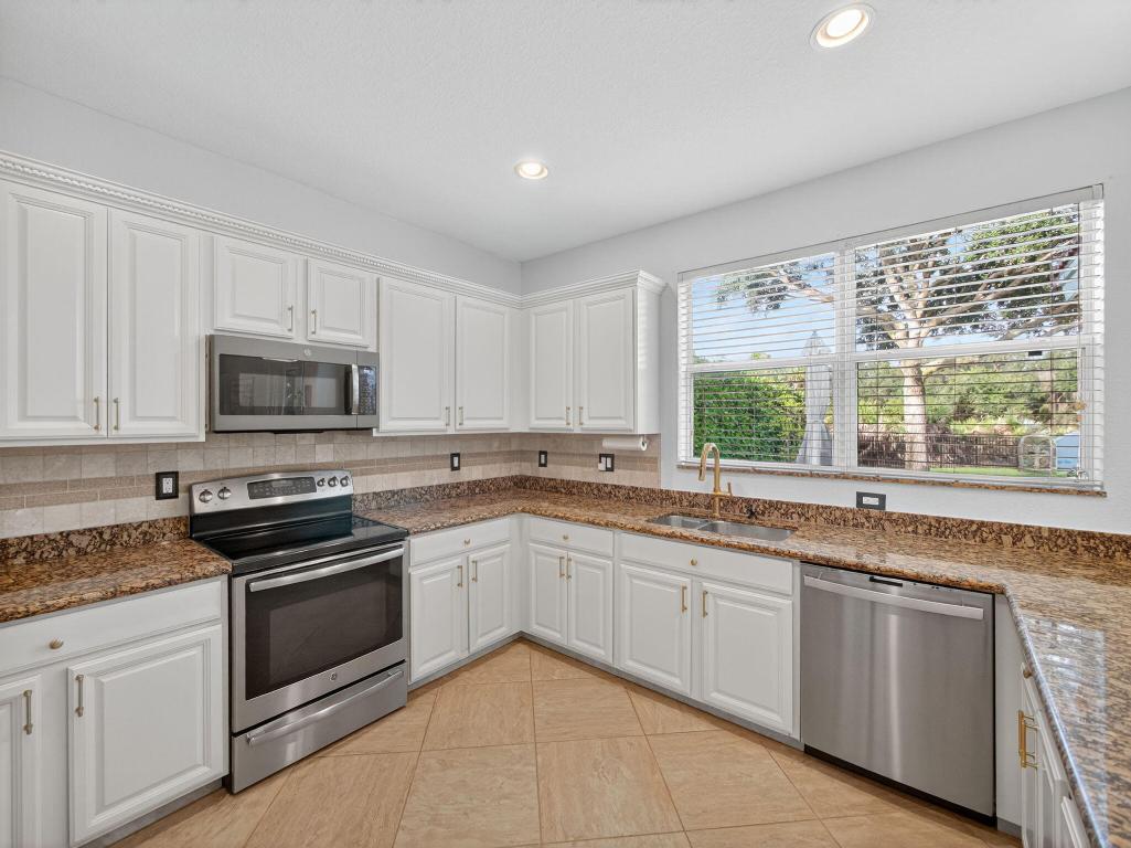 HIGHLANDS RESERVE - Residential