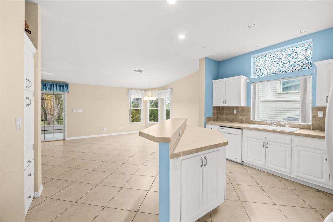 FAIRWAYS AT SAVANNA CLUB REPLAT NO 1 - Residential