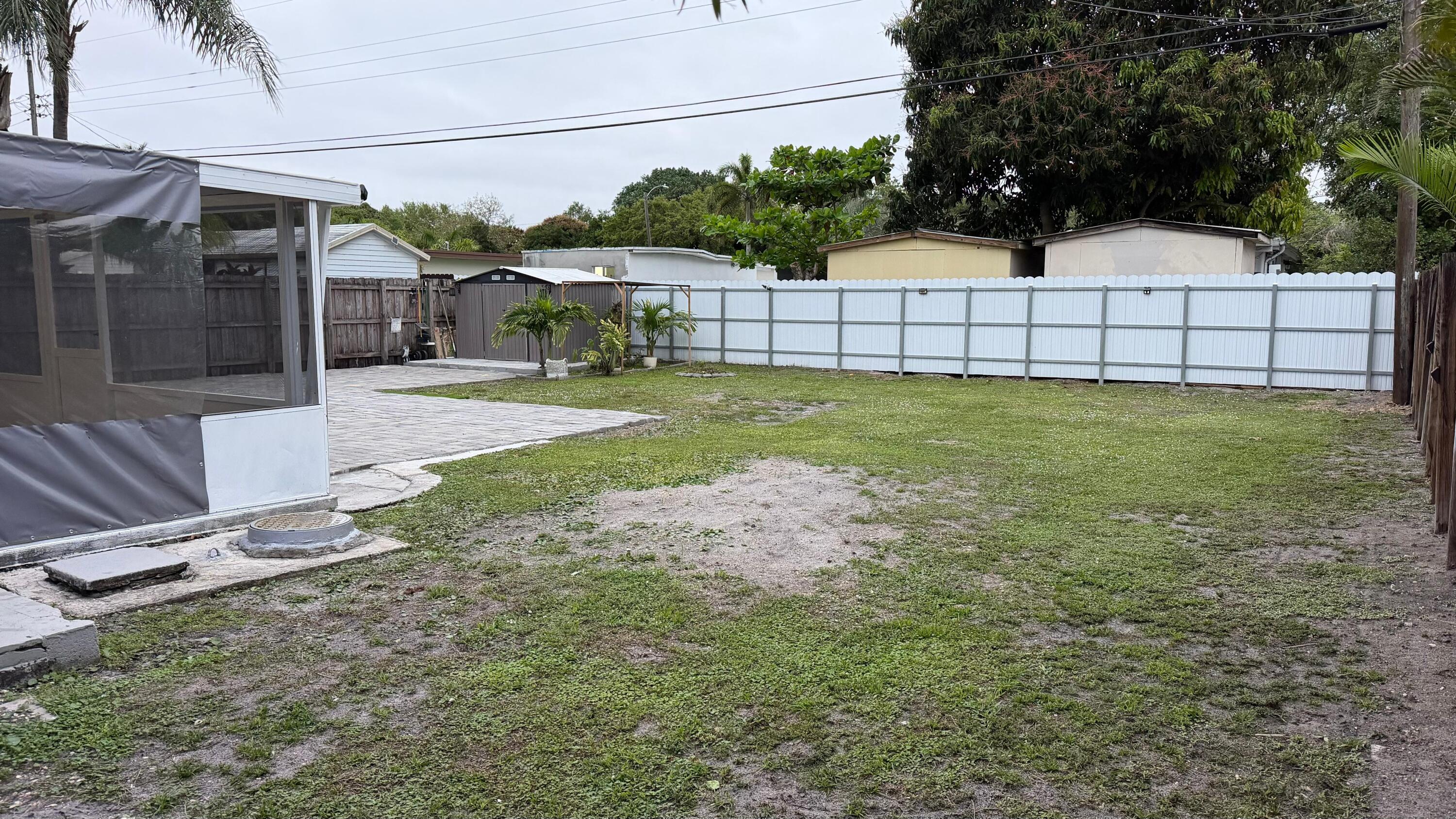 HOLLYWOOD SUBURBS NO 2 - Residential