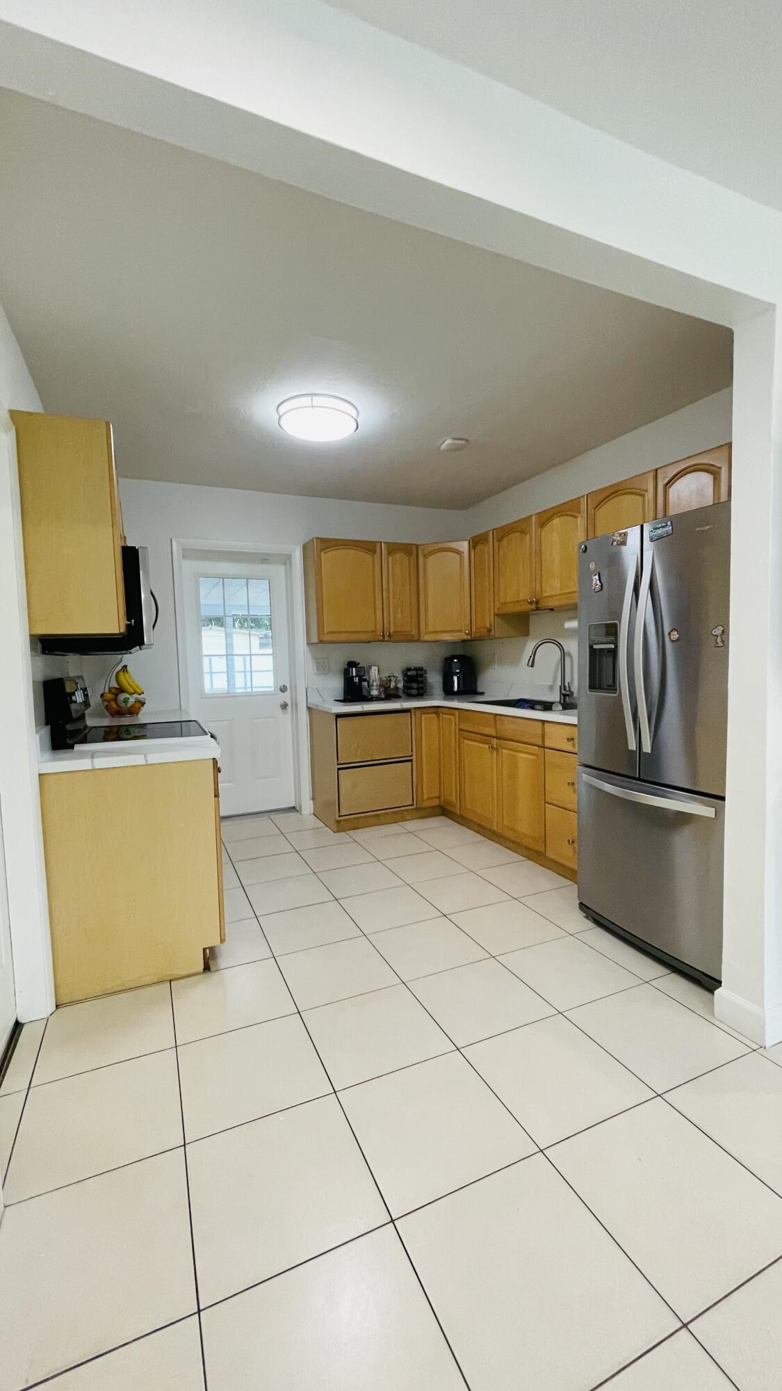 HOLLYWOOD SUBURBS NO 2 - Residential