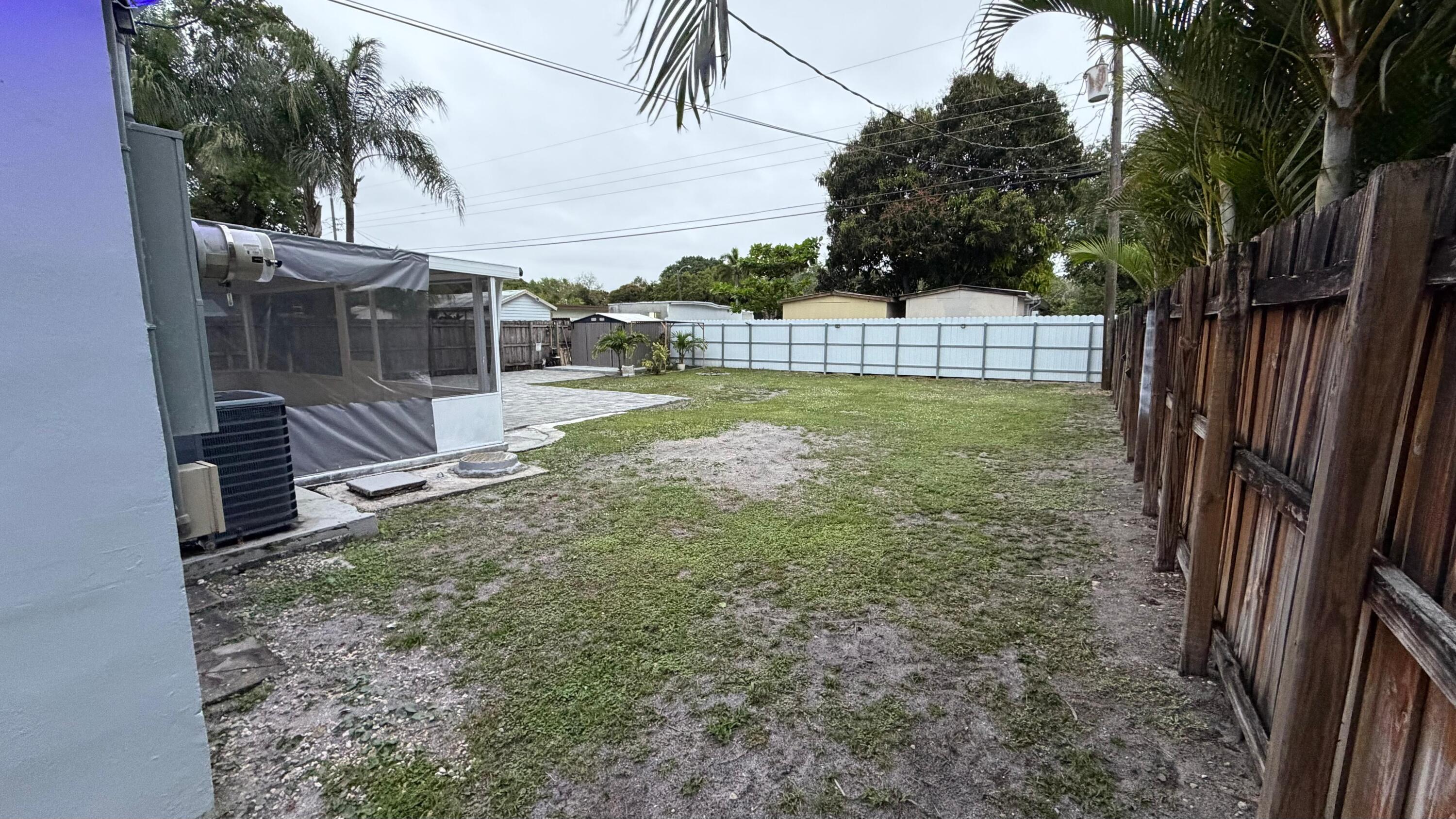 HOLLYWOOD SUBURBS NO 2 - Residential