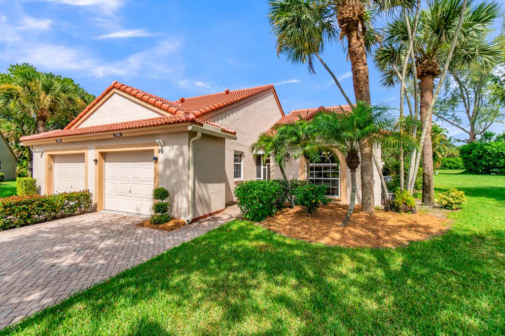 Photo of 7943 Lake Sands Drive, Delray Beach, FL 33446 (MLS # B26060996)