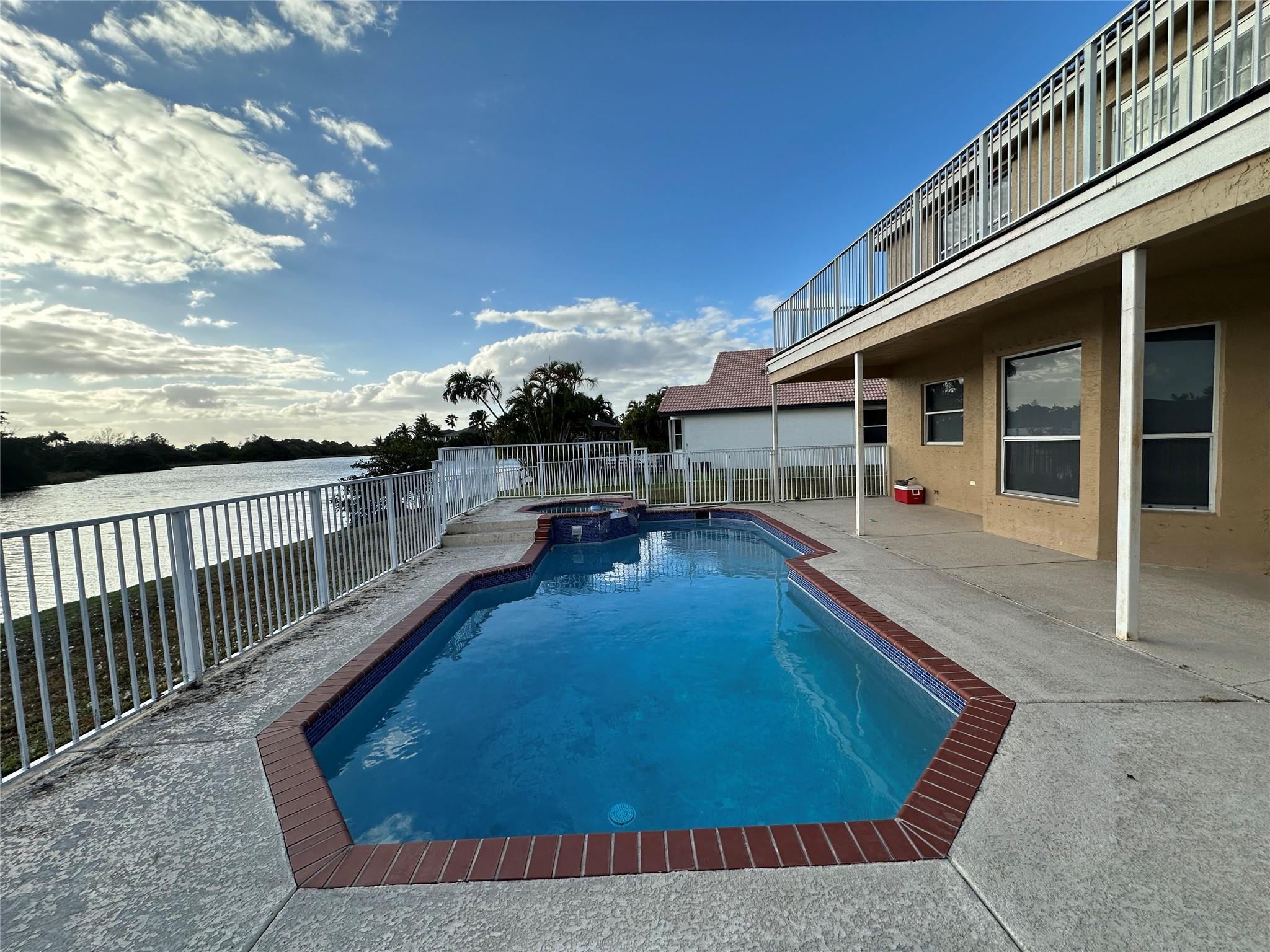 SILVER LAKES PHASE III RE - Residential