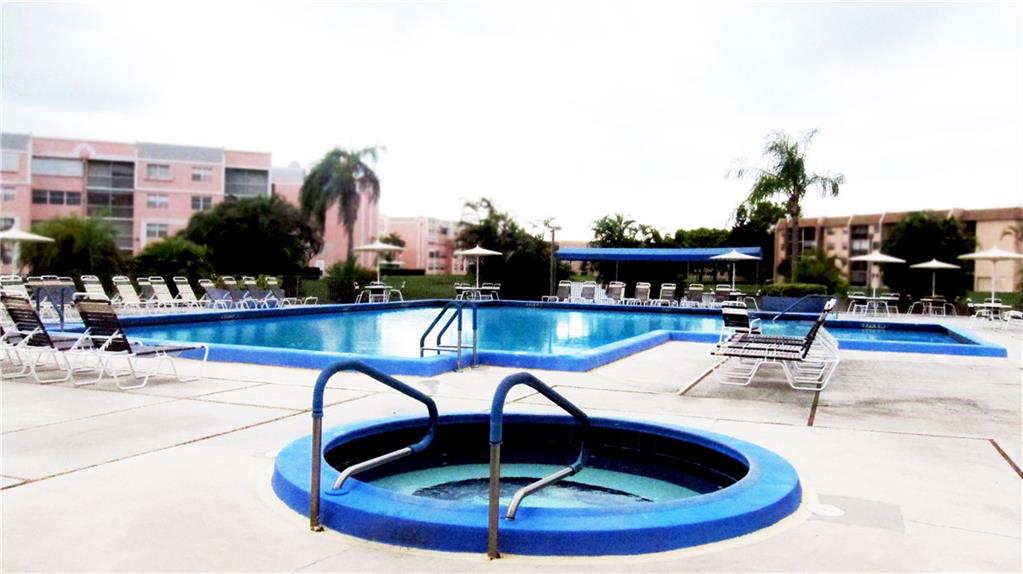 Sunrise Lakes Phase IV - Residential