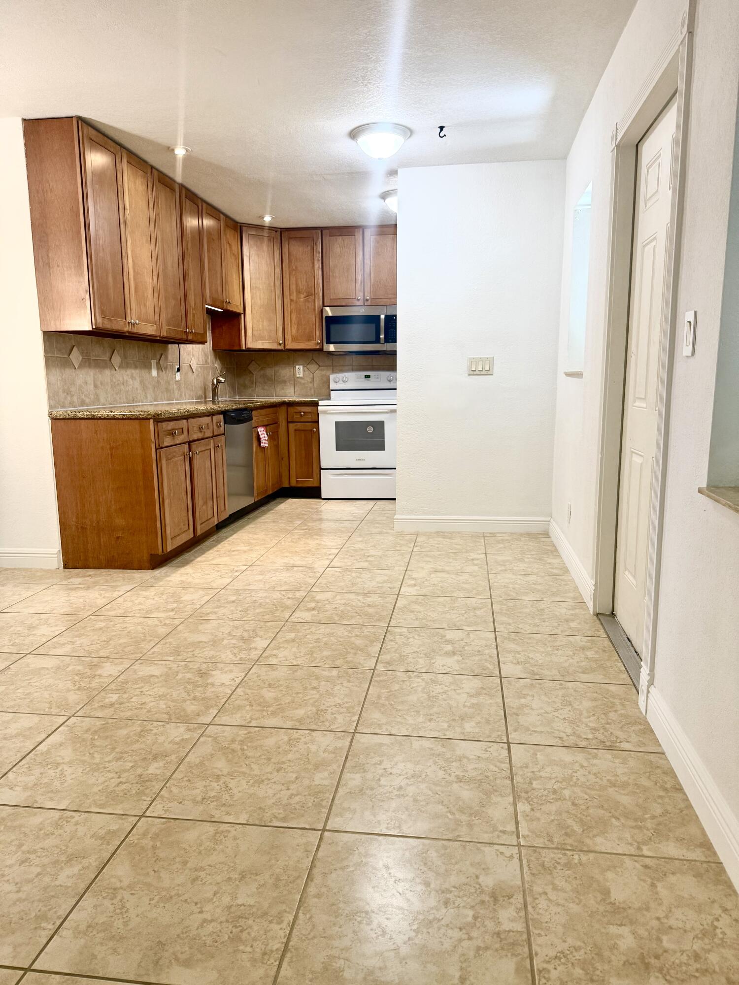 CYPRESS LANDING CONDO - Residential Lease