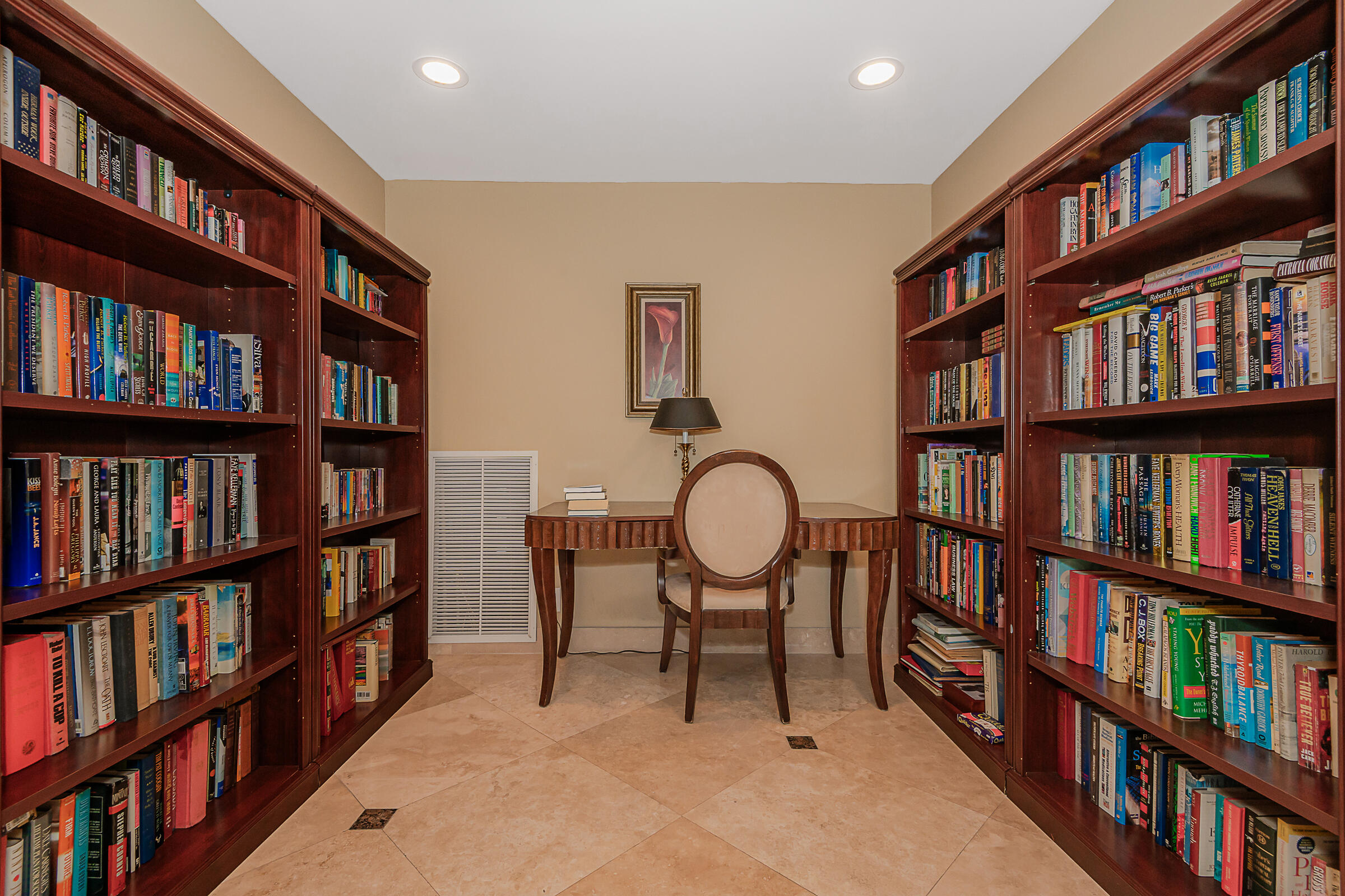 BAYSHORE TOWERS - Residential